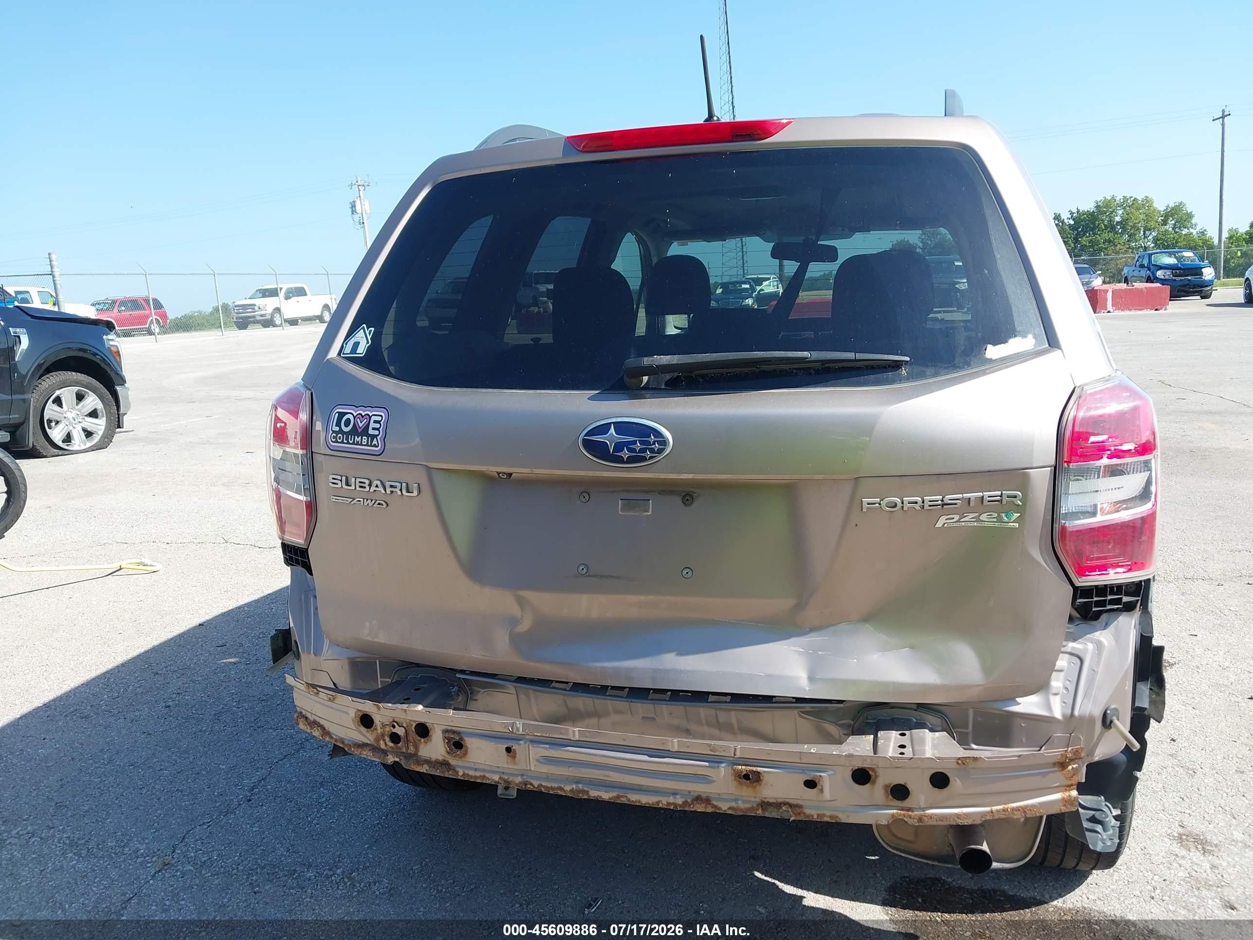 2014 Subaru Forester 2.5i Premium Tan vin: JF2SJAEC4EH429280