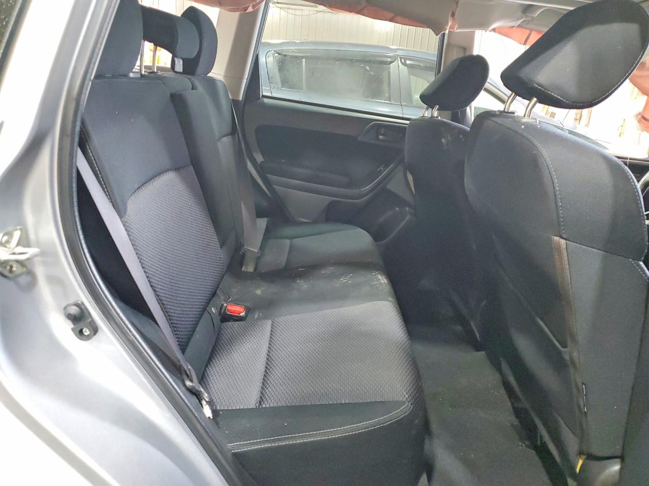 2014 Subaru Forester 2.5i Premium Silver vin: JF2SJAEC4EH448010