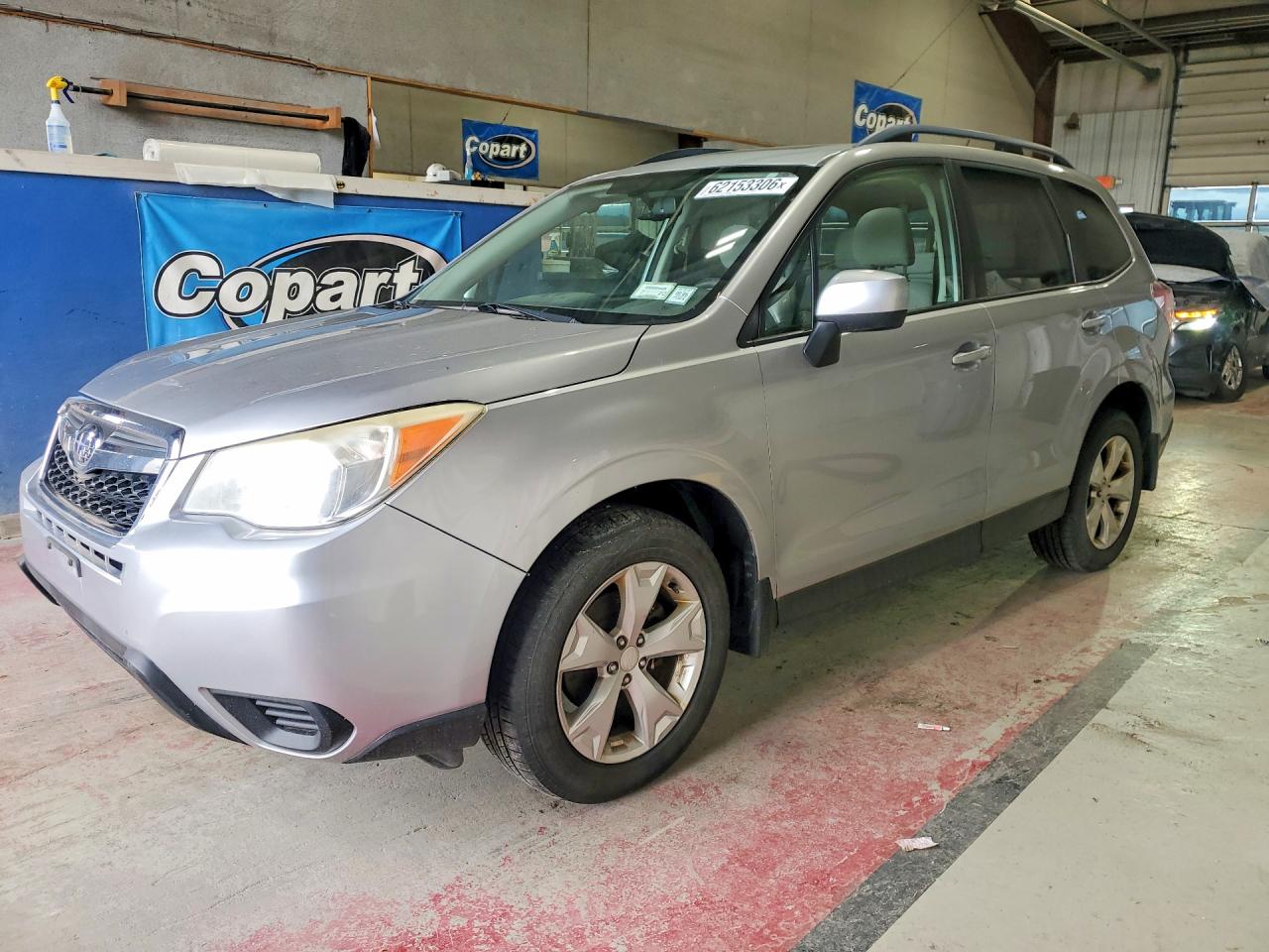 2014 Subaru Forester Silver vin: JF2SJAEC4EH453255