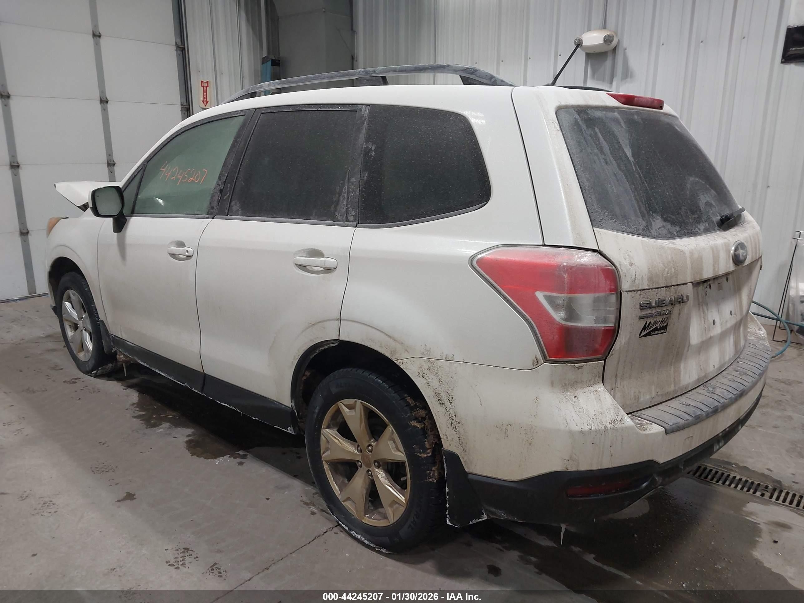 2014 Subaru Forester 2.5i Premium White vin: JF2SJAEC4EH495974