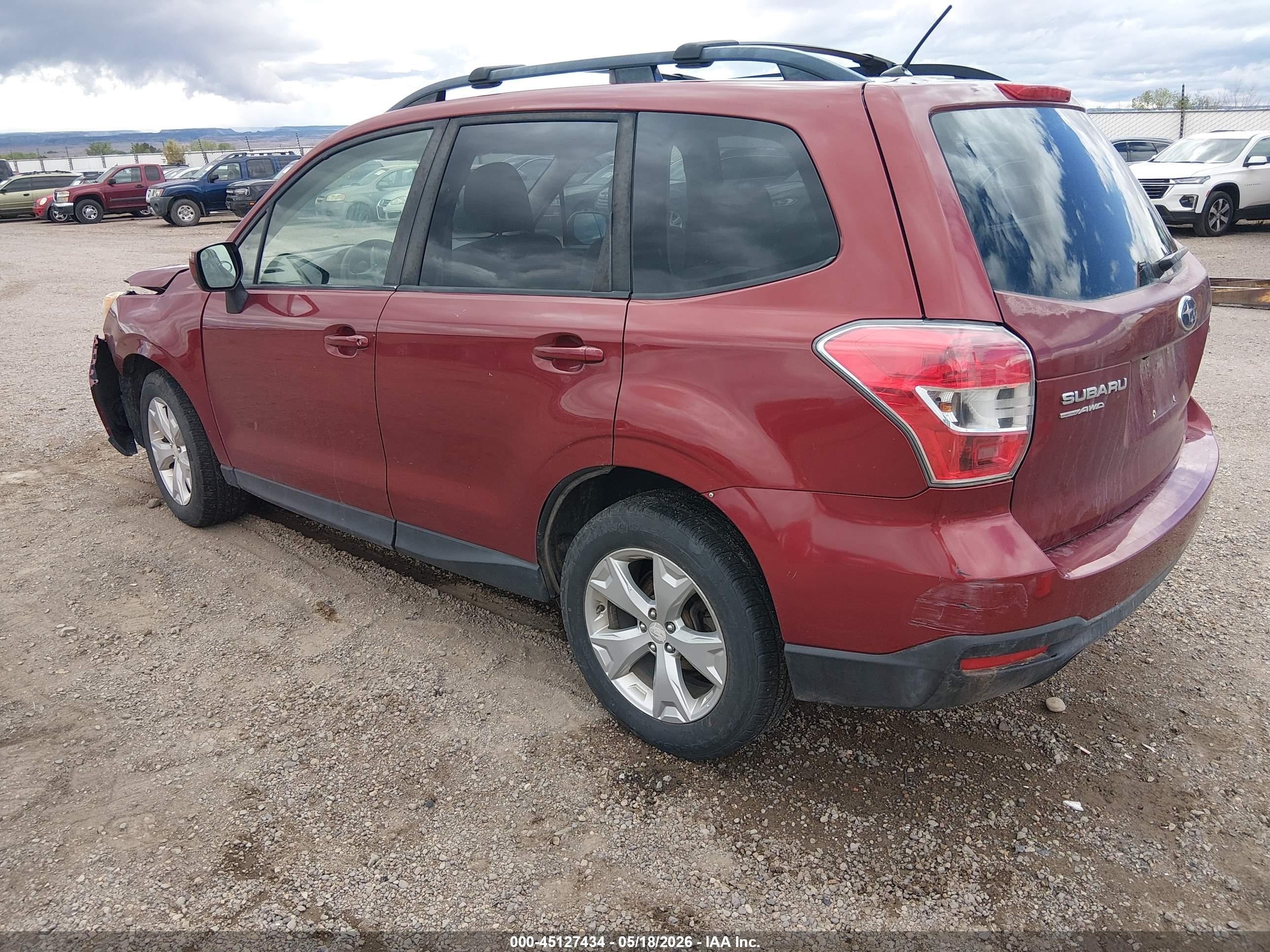 2014 Subaru Forester 2.5i Premium Red vin: JF2SJAEC4EH498809
