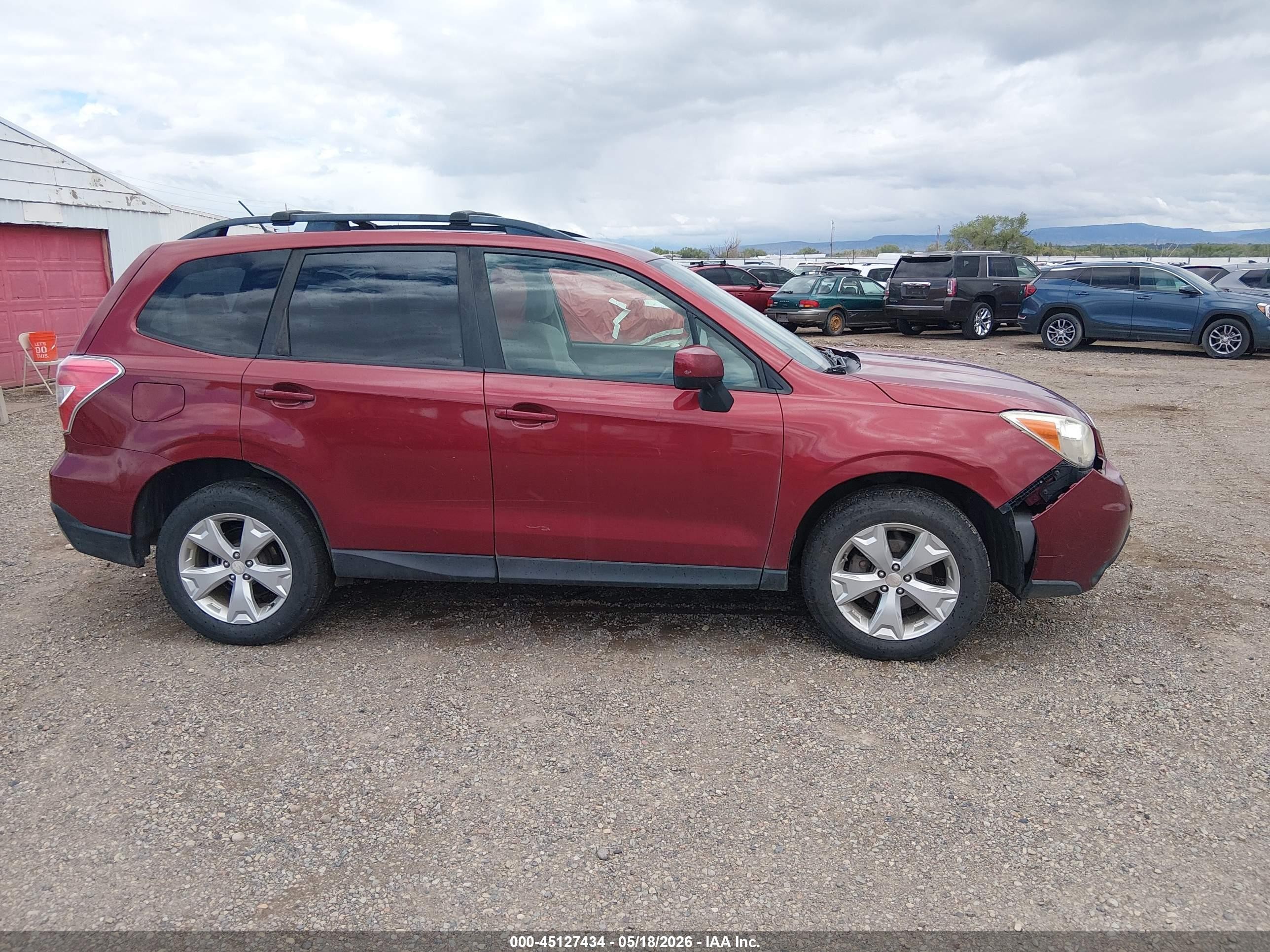 2014 Subaru Forester 2.5i Premium Red vin: JF2SJAEC4EH498809