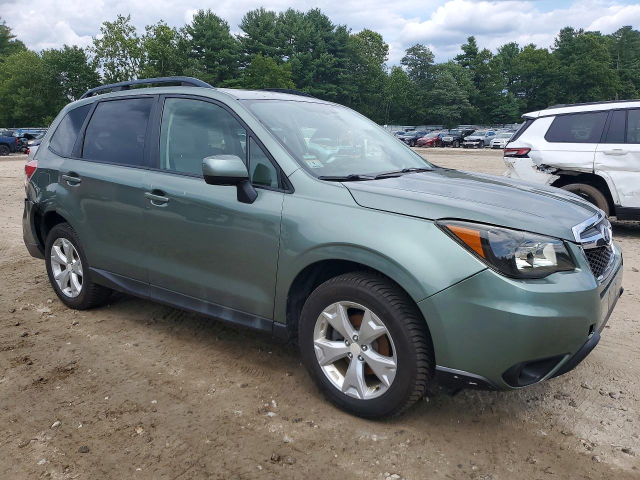 2014 Subaru Forester 2.5i Premium Green vin: JF2SJAEC4EH508870