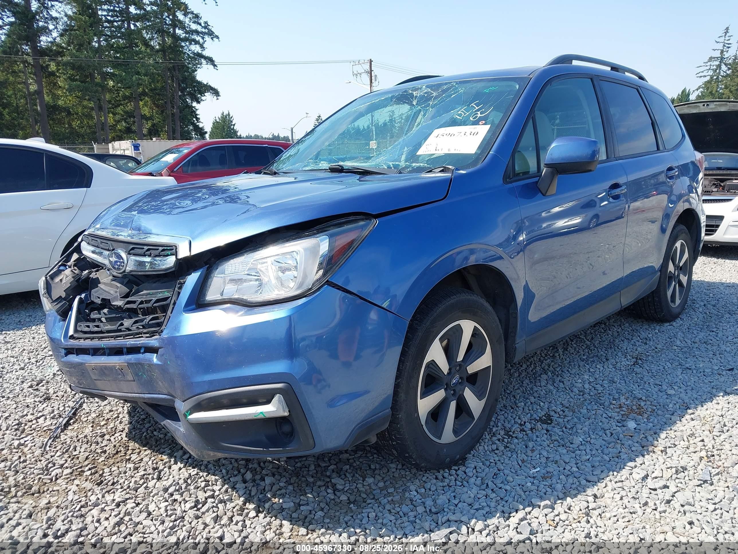 2018 Subaru Forester 2.5i Premium Blue vin: JF2SJAEC4JH402154