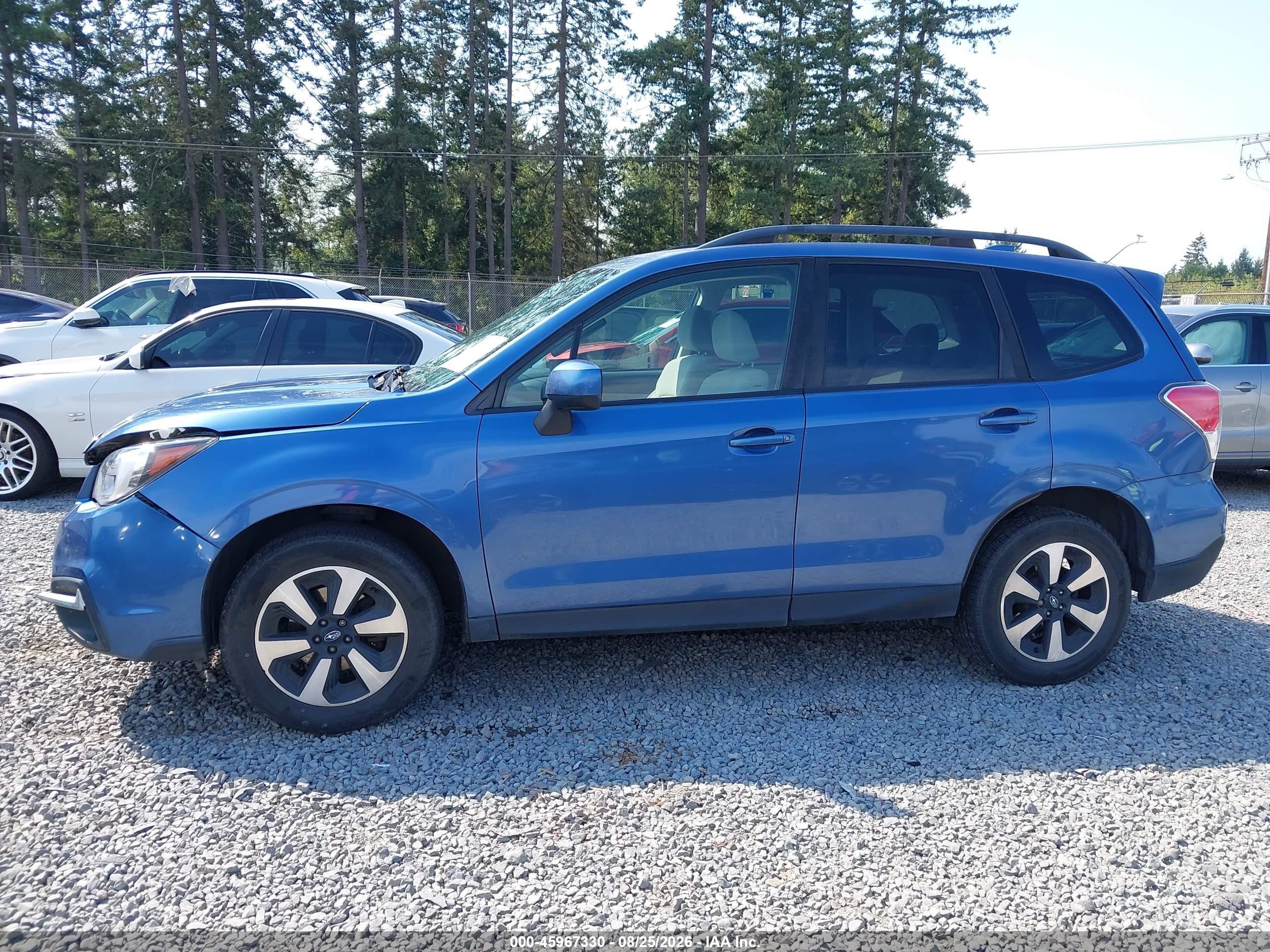 2018 Subaru Forester 2.5i Premium Blue vin: JF2SJAEC4JH402154