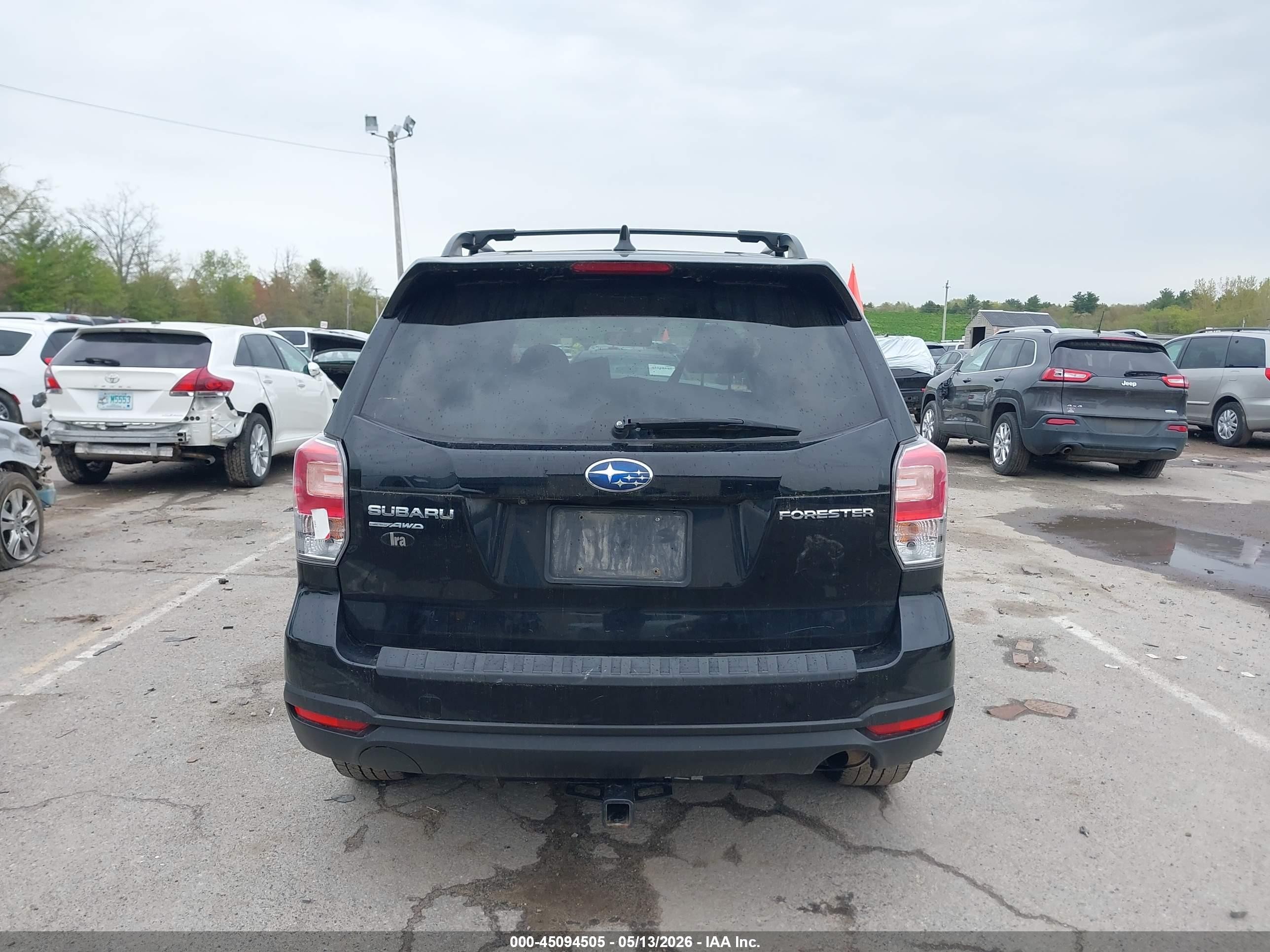 2018 Subaru Forester 2.5i Premium Black vin: JF2SJAEC4JH425191