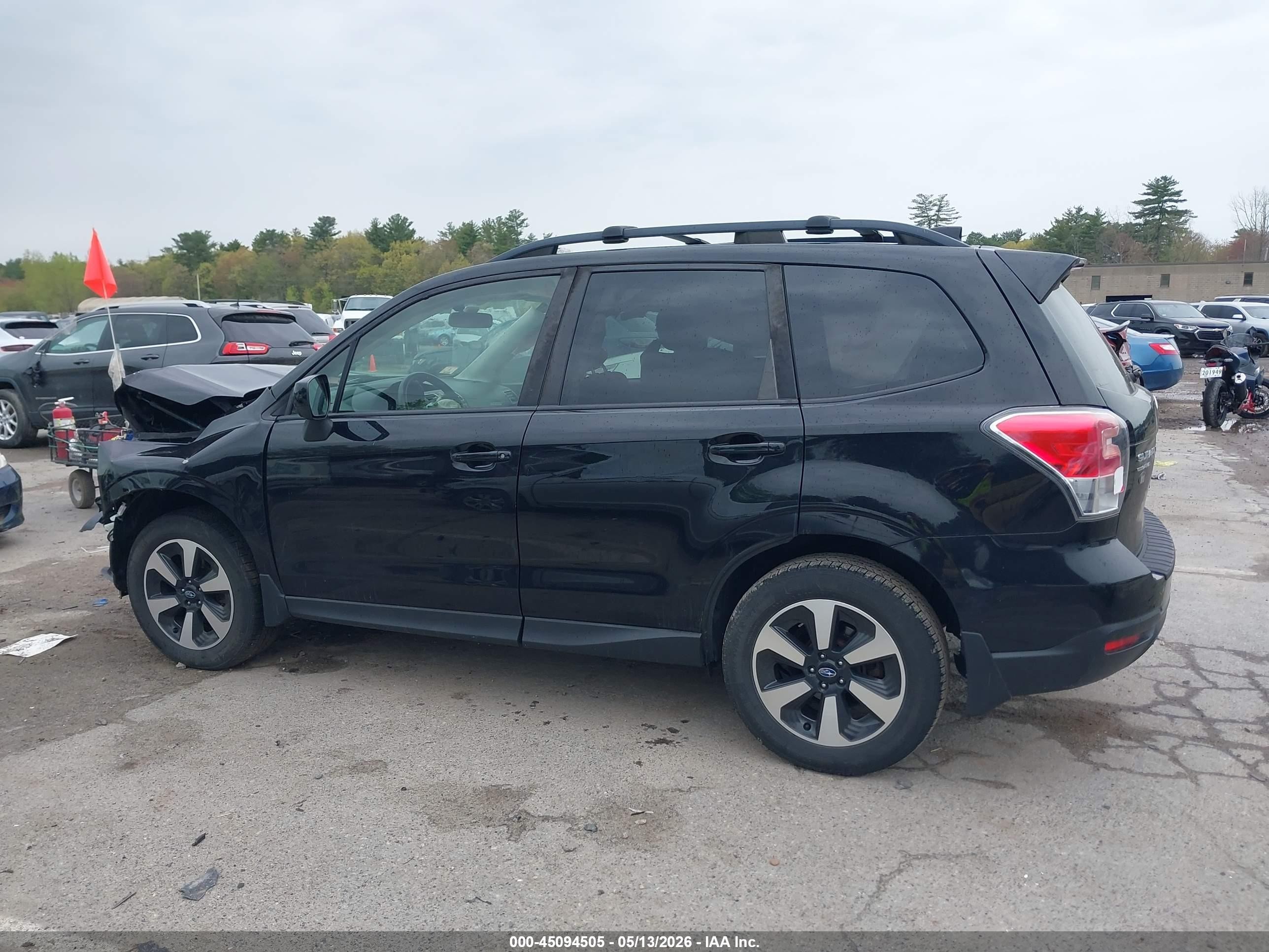 2018 Subaru Forester 2.5i Premium Black vin: JF2SJAEC4JH425191