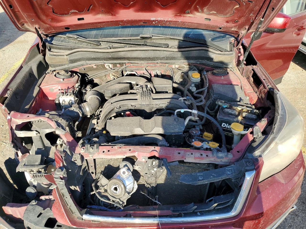 2018 Subaru Forester 2.5i Premium Burgundy vin: JF2SJAEC4JH577651