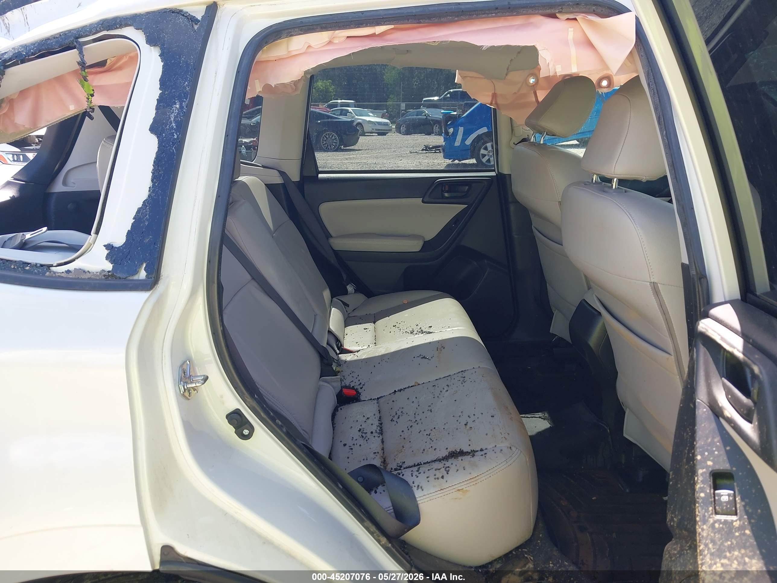 2014 Subaru Forester 2.5i Premium White vin: JF2SJAEC5EH416473