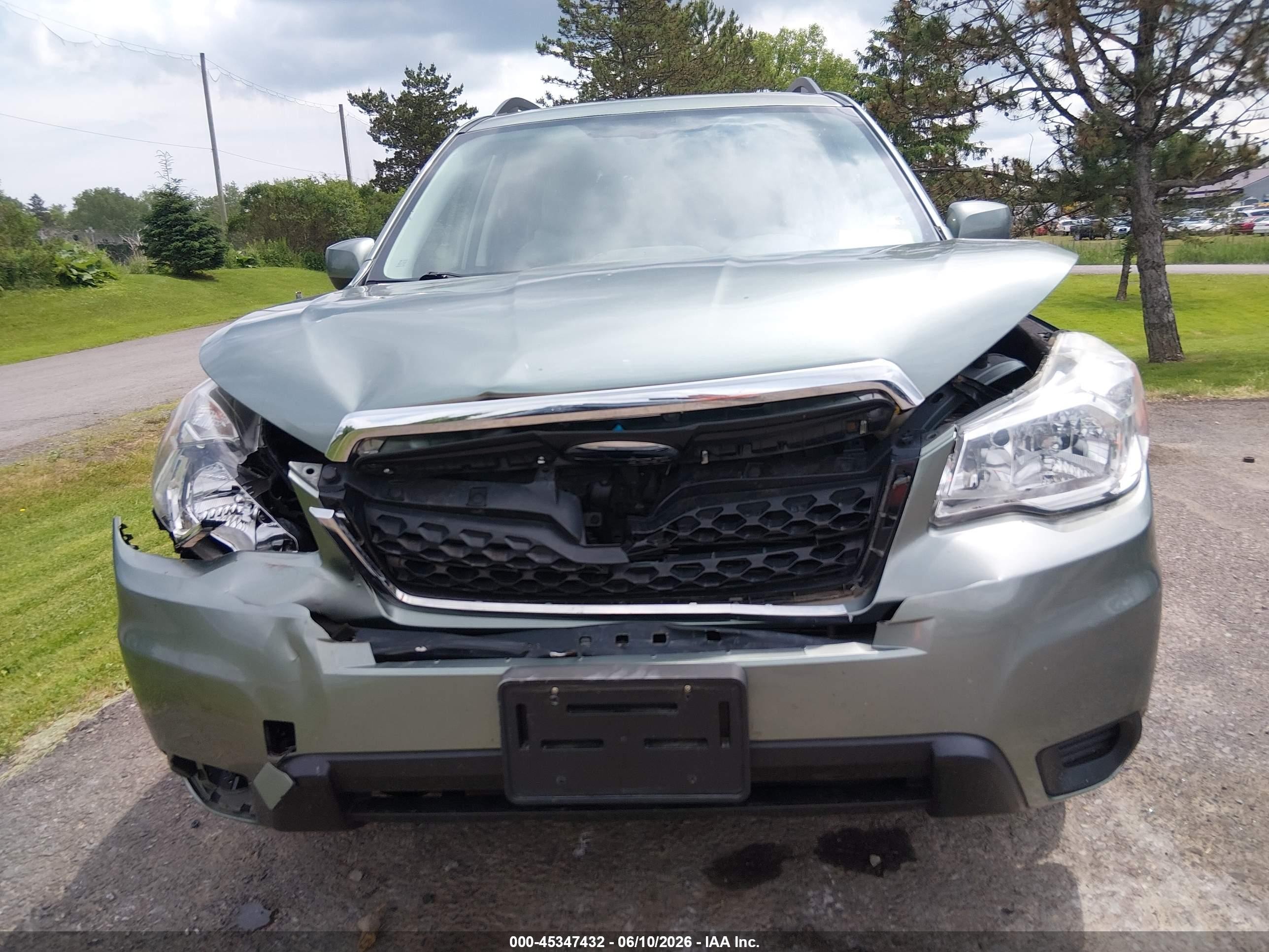 2014 Subaru Forester 2.5i Premium Green vin: JF2SJAEC5EH447092