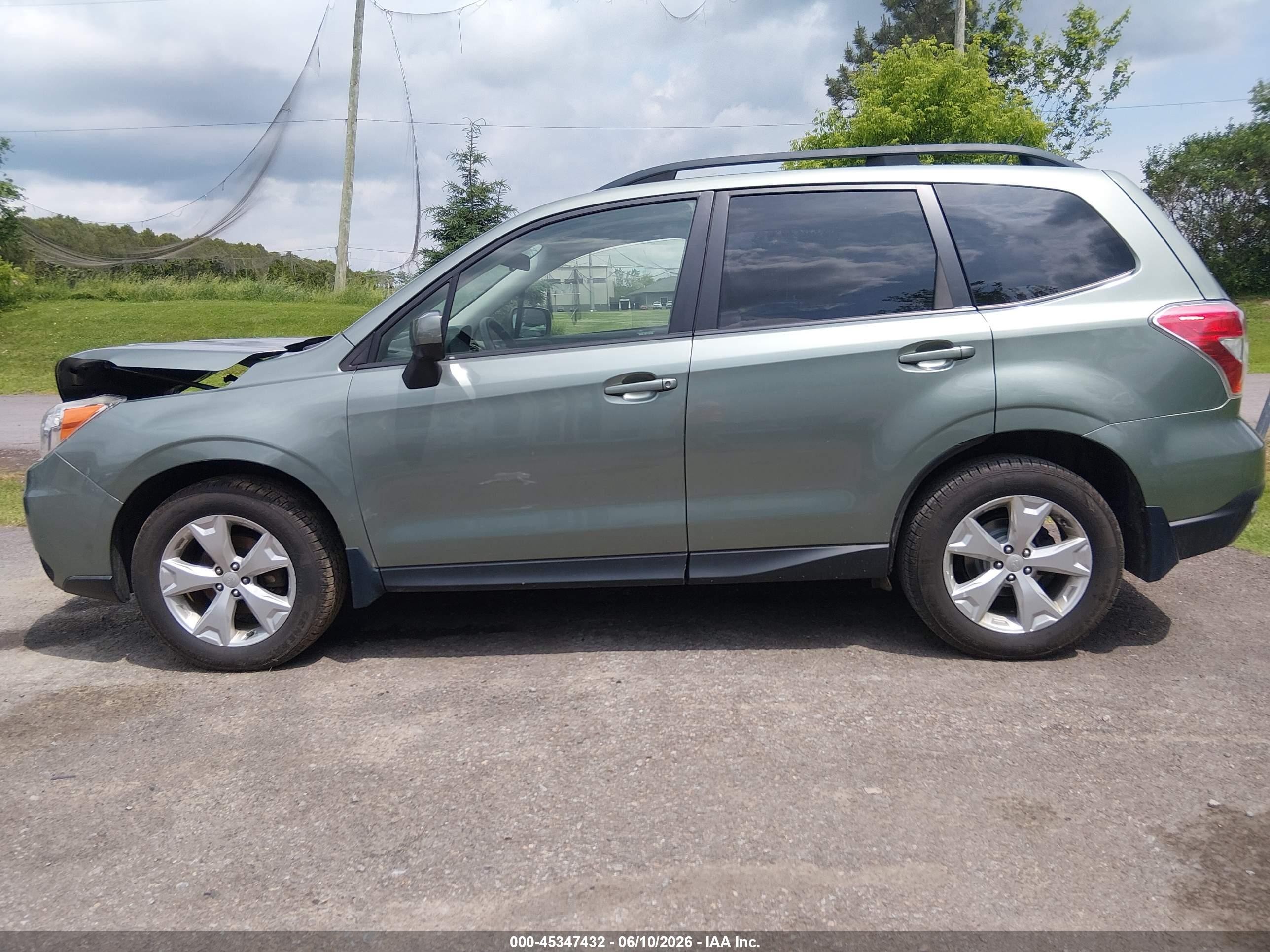 2014 Subaru Forester 2.5i Premium Green vin: JF2SJAEC5EH447092