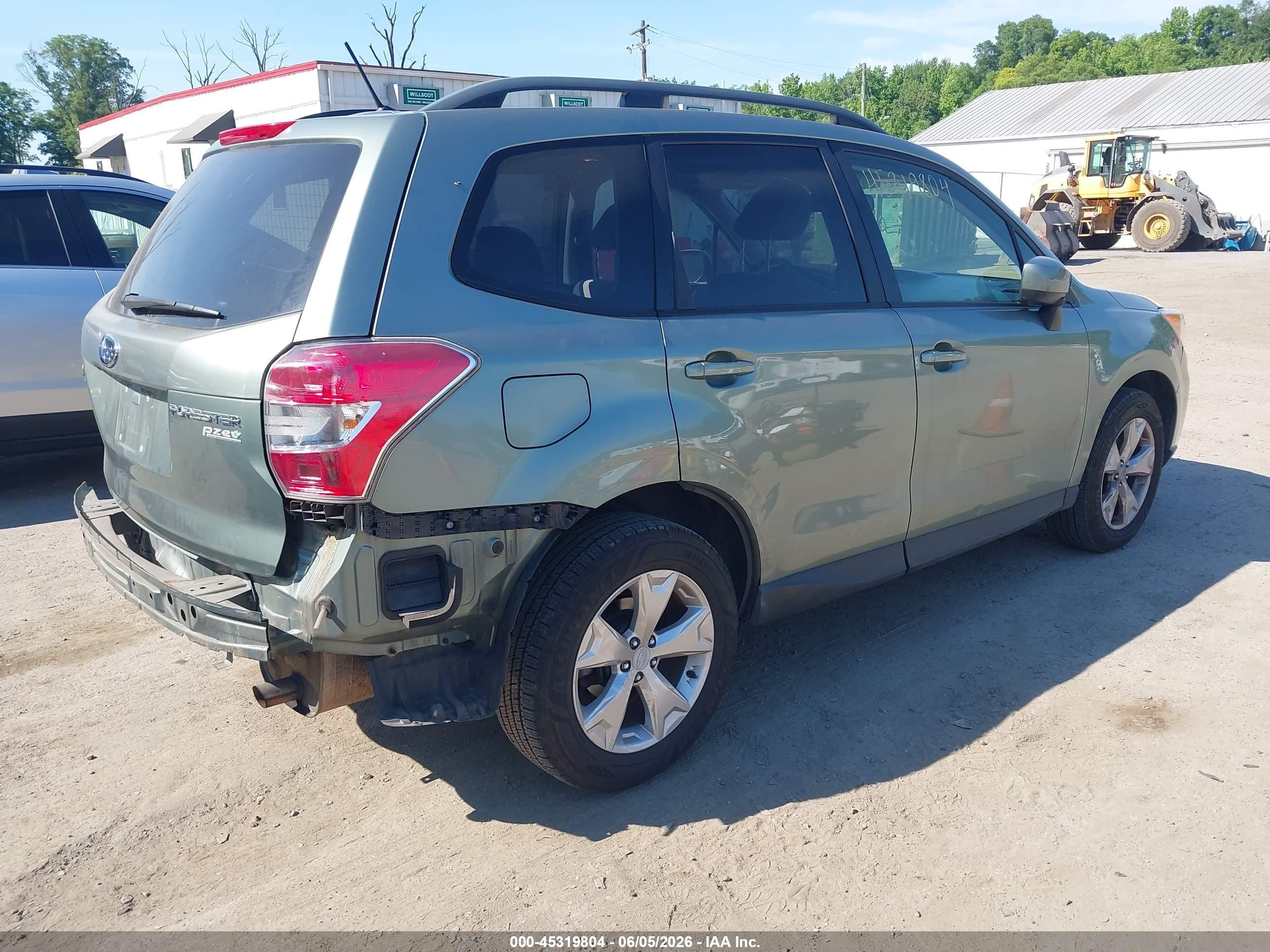 2014 Subaru Forester 2.5i Premium Green vin: JF2SJAEC5EH455984