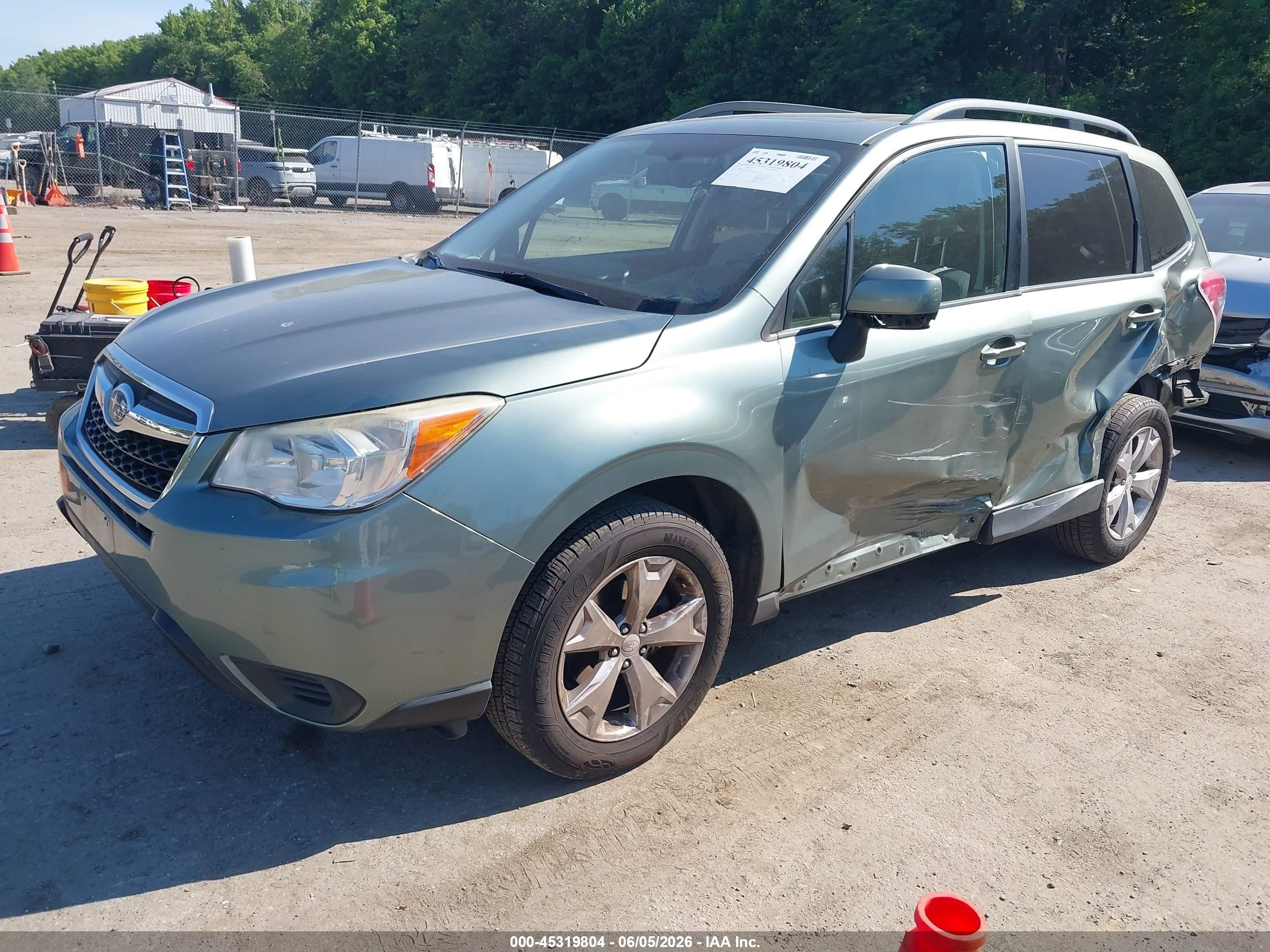 2014 Subaru Forester 2.5i Premium Green vin: JF2SJAEC5EH455984