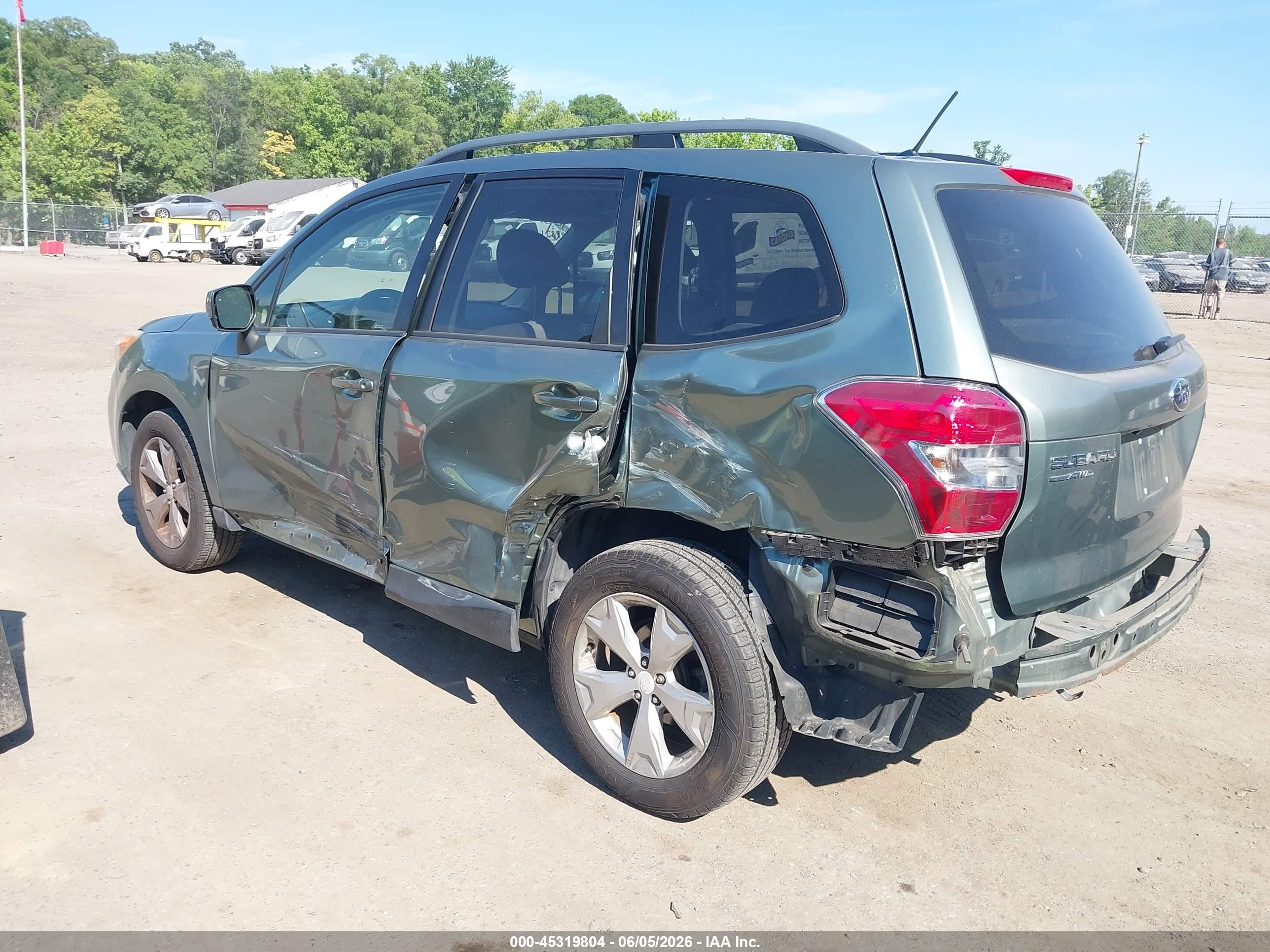 2014 Subaru Forester 2.5i Premium Green vin: JF2SJAEC5EH455984