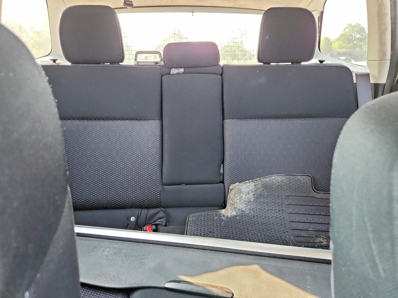 2014 Subaru Forester 2.5i Premium Silver vin: JF2SJAEC5EH457203