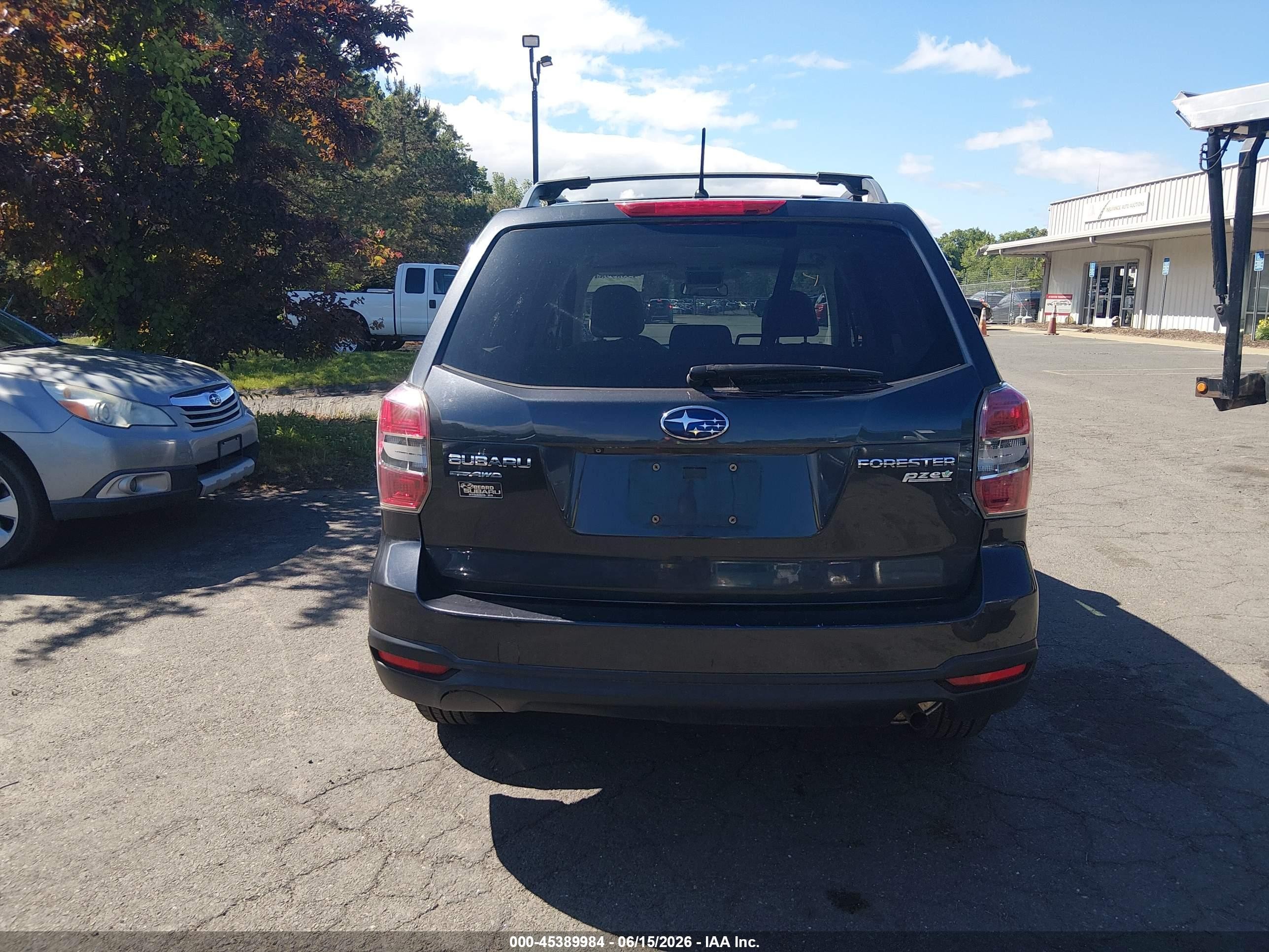 2014 Subaru Forester 2.5i Premium Gray vin: JF2SJAEC5EH460148