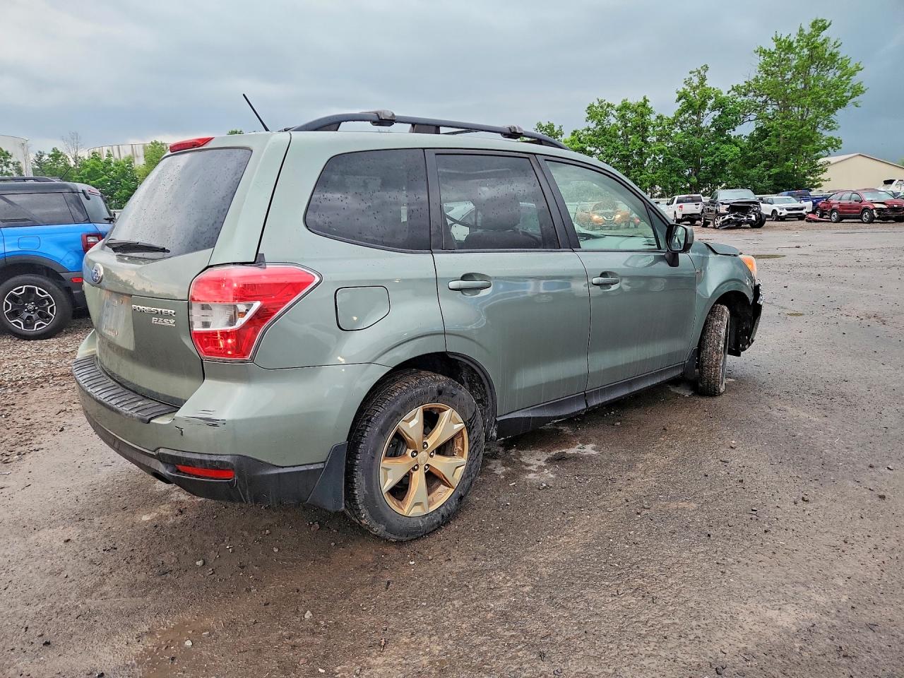 2014 Subaru Forester 2.5i Premium Turquoise vin: JF2SJAEC5EH469173