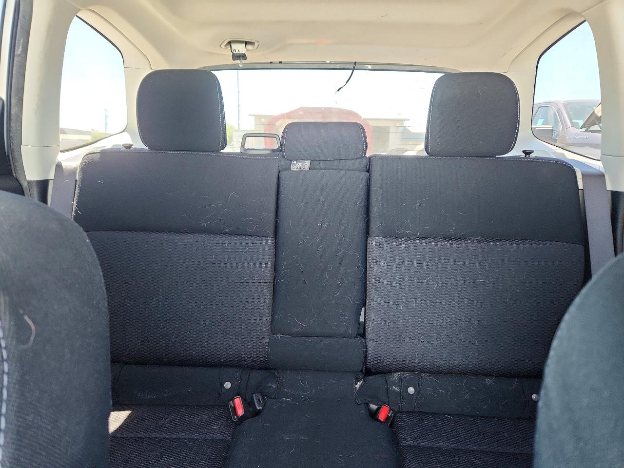 2014 Subaru Forester 2.5i Premium Silver vin: JF2SJAEC5EH472638