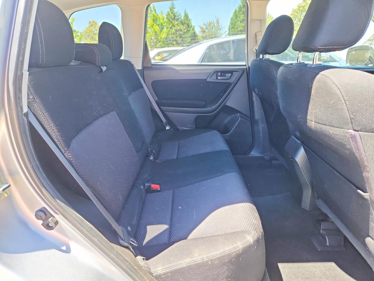 2014 Subaru Forester 2.5i Premium Silver vin: JF2SJAEC5EH472638