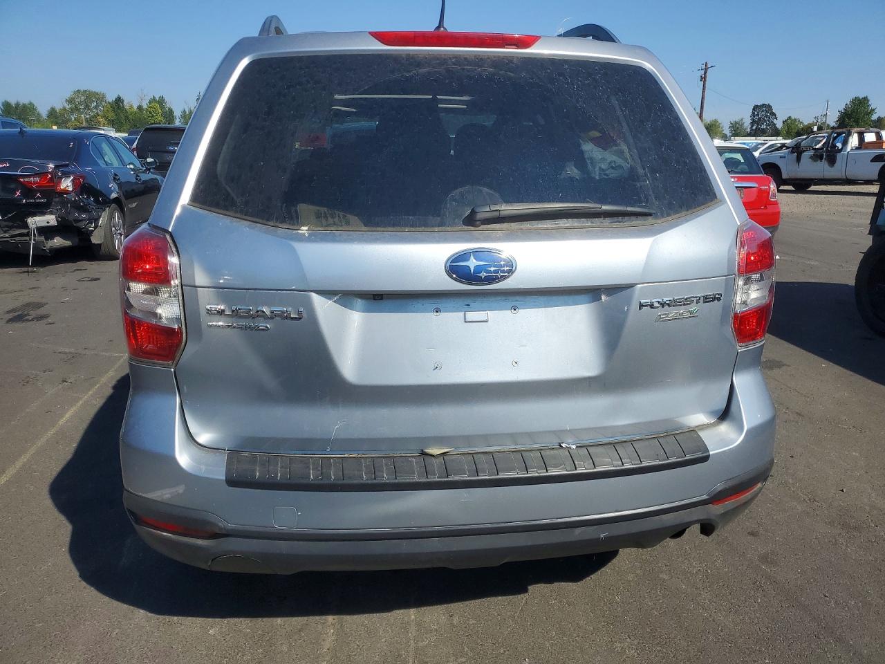 2014 Subaru Forester 2.5i Premium Silver vin: JF2SJAEC5EH490914