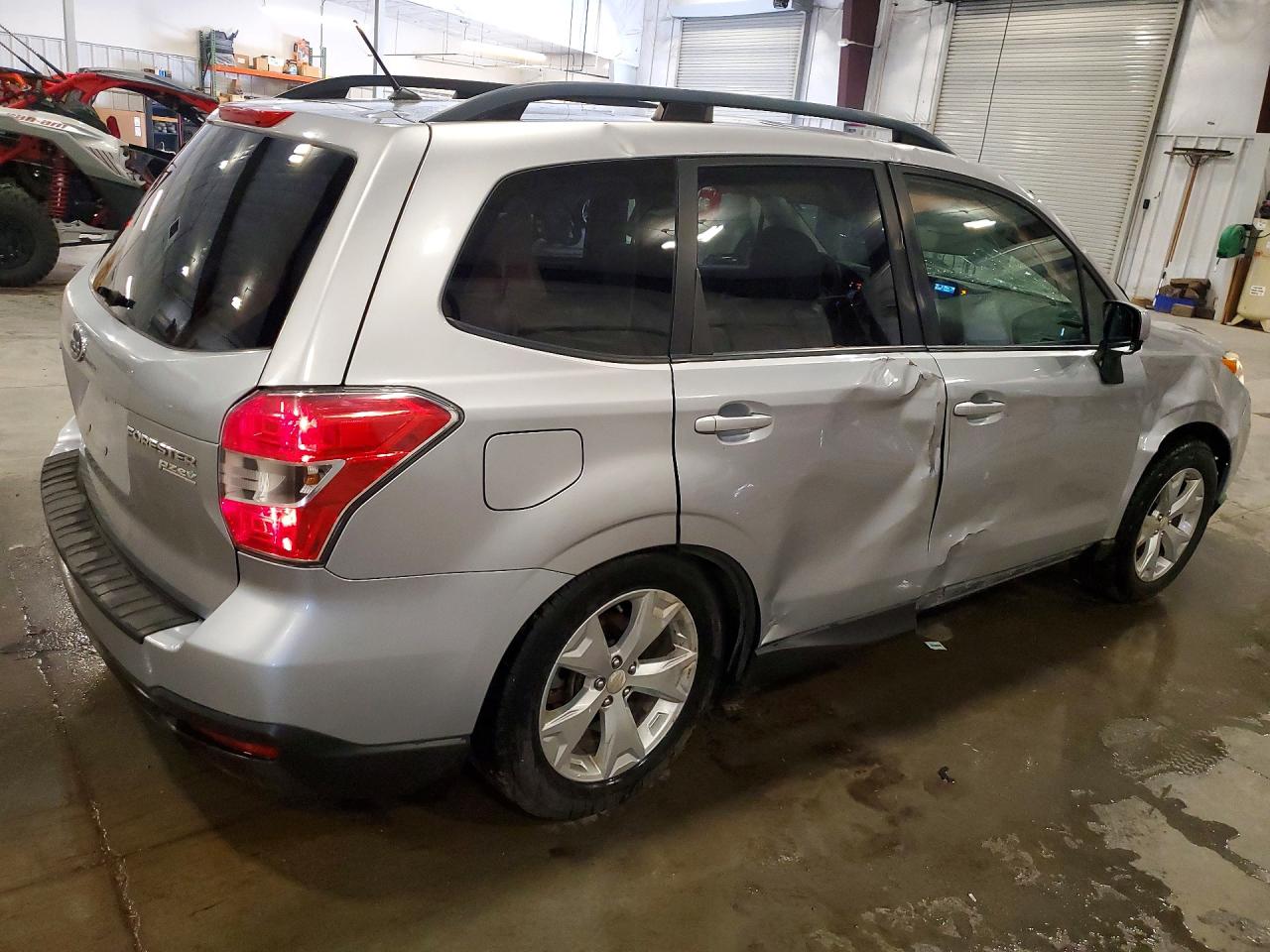 2014 Subaru Forester 2.5i Premium Silver vin: JF2SJAEC5EH498964