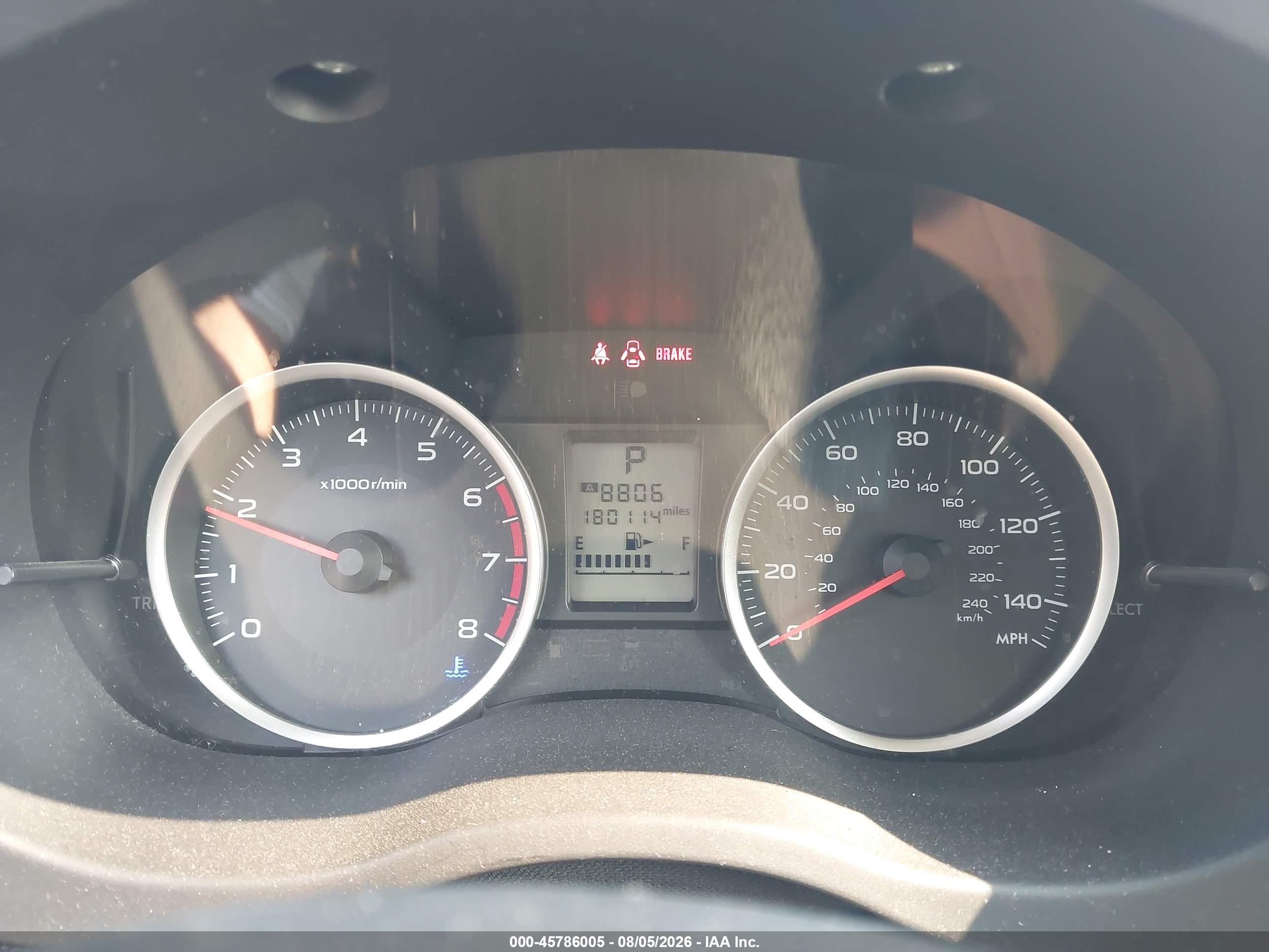 2014 Subaru Forester 2.5i Premium Silver vin: JF2SJAEC5EH517917