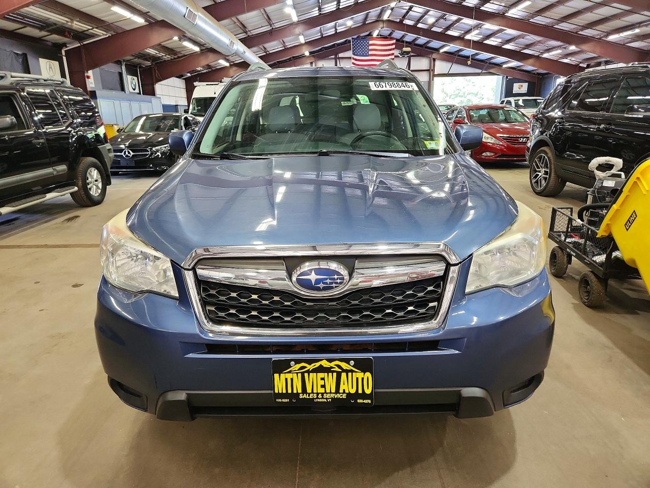 2014 Subaru Forester 2.5i Premium Blue vin: JF2SJAEC5EH526939