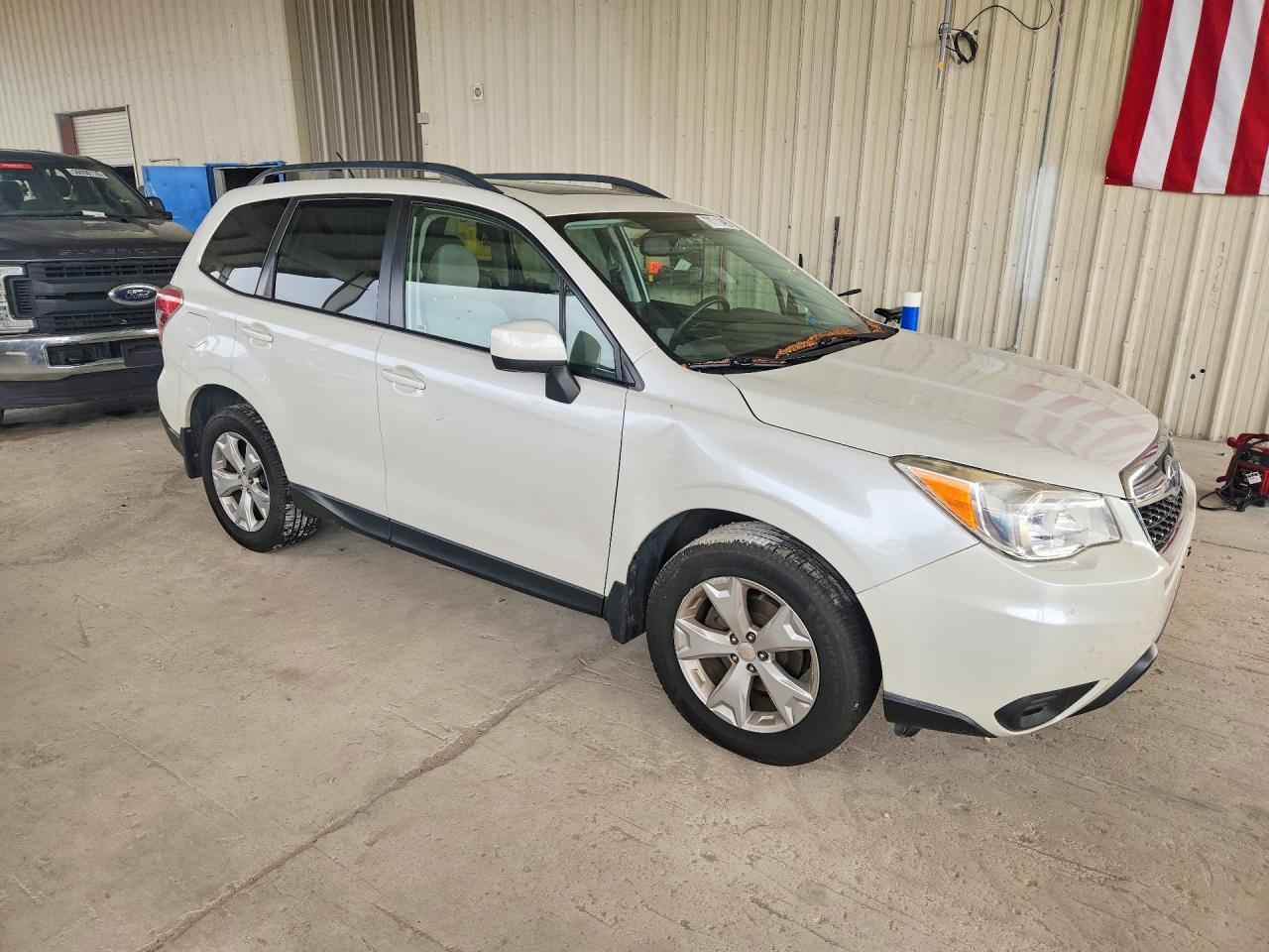 2014 Subaru Forester White vin: JF2SJAEC5EH547905