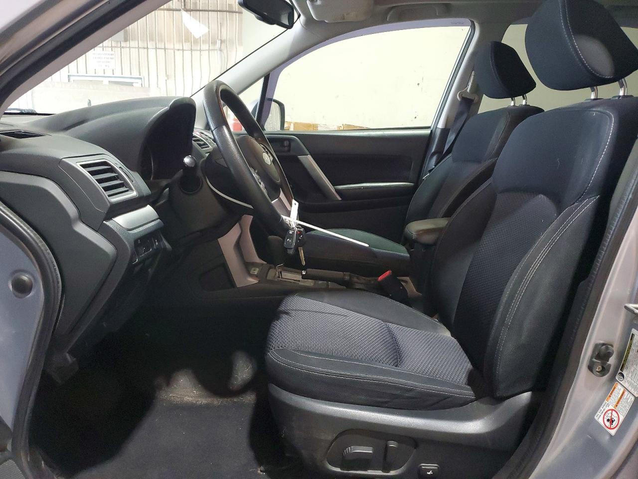 2017 Subaru Forester 2.5i Premium Silver vin: JF2SJAEC5HH409351