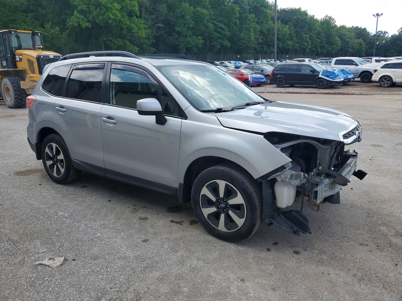 2017 Subaru Forester 2.5i Premium Silver vin: JF2SJAEC5HH409351