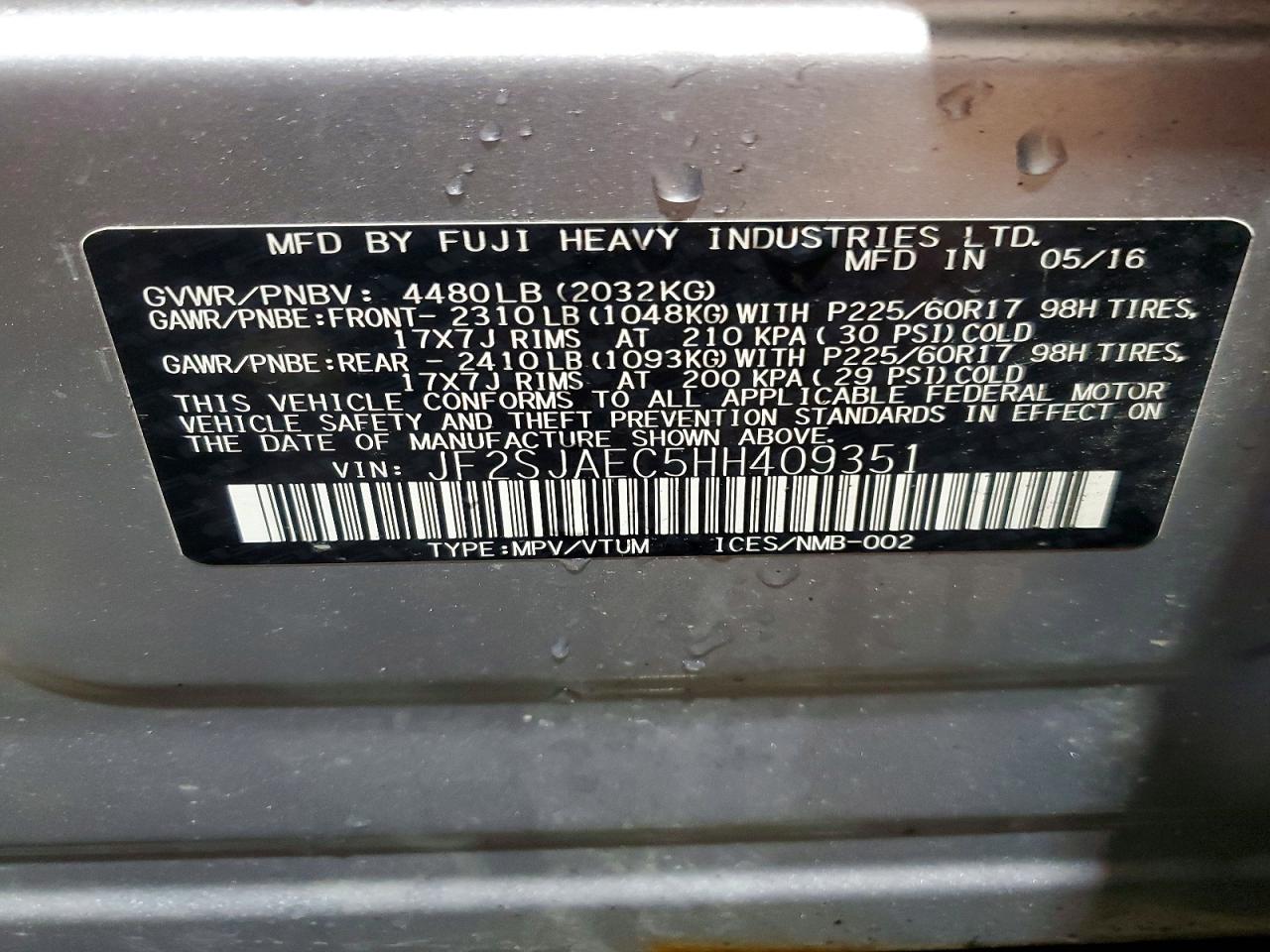 2017 Subaru Forester 2.5i Premium Silver vin: JF2SJAEC5HH409351