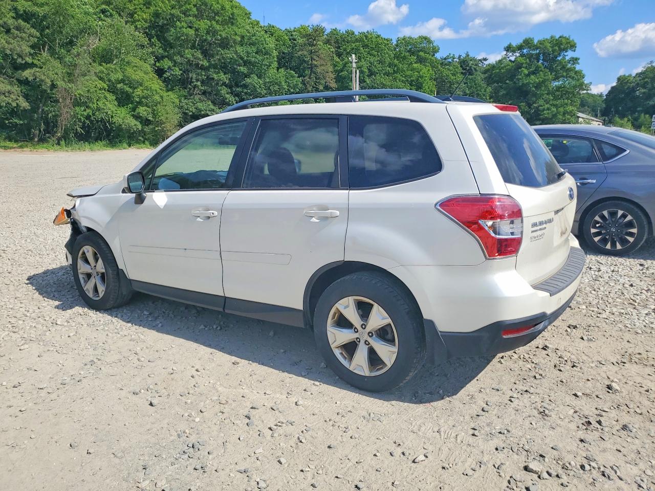 2014 Subaru Forester 2.5i Premium White vin: JF2SJAEC6EH423741