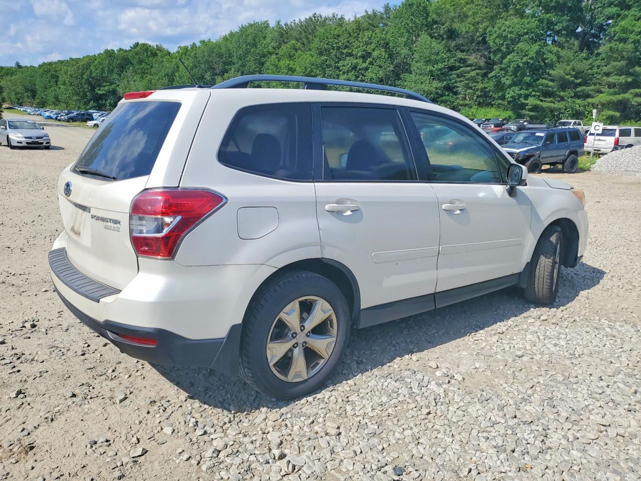 2014 Subaru Forester 2.5i Premium White vin: JF2SJAEC6EH423741