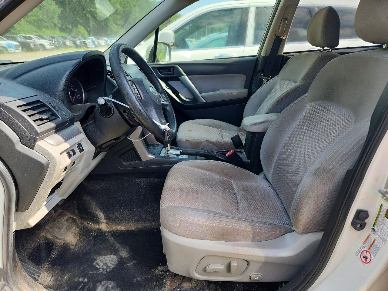2014 Subaru Forester 2.5i Premium White vin: JF2SJAEC6EH423741