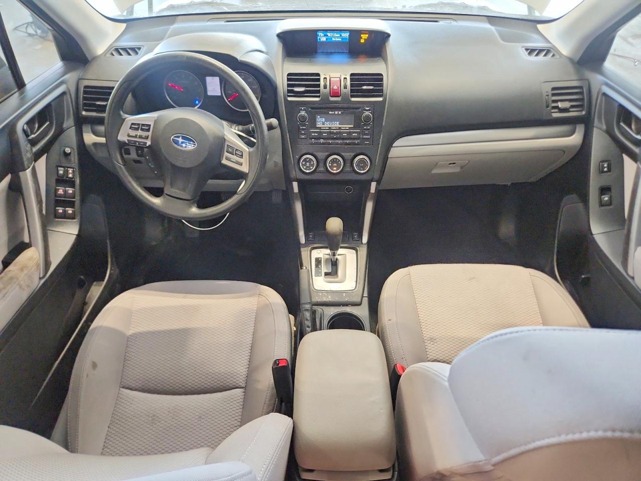 2014 Subaru Forester 2.5i Premium White vin: JF2SJAEC6EH439440