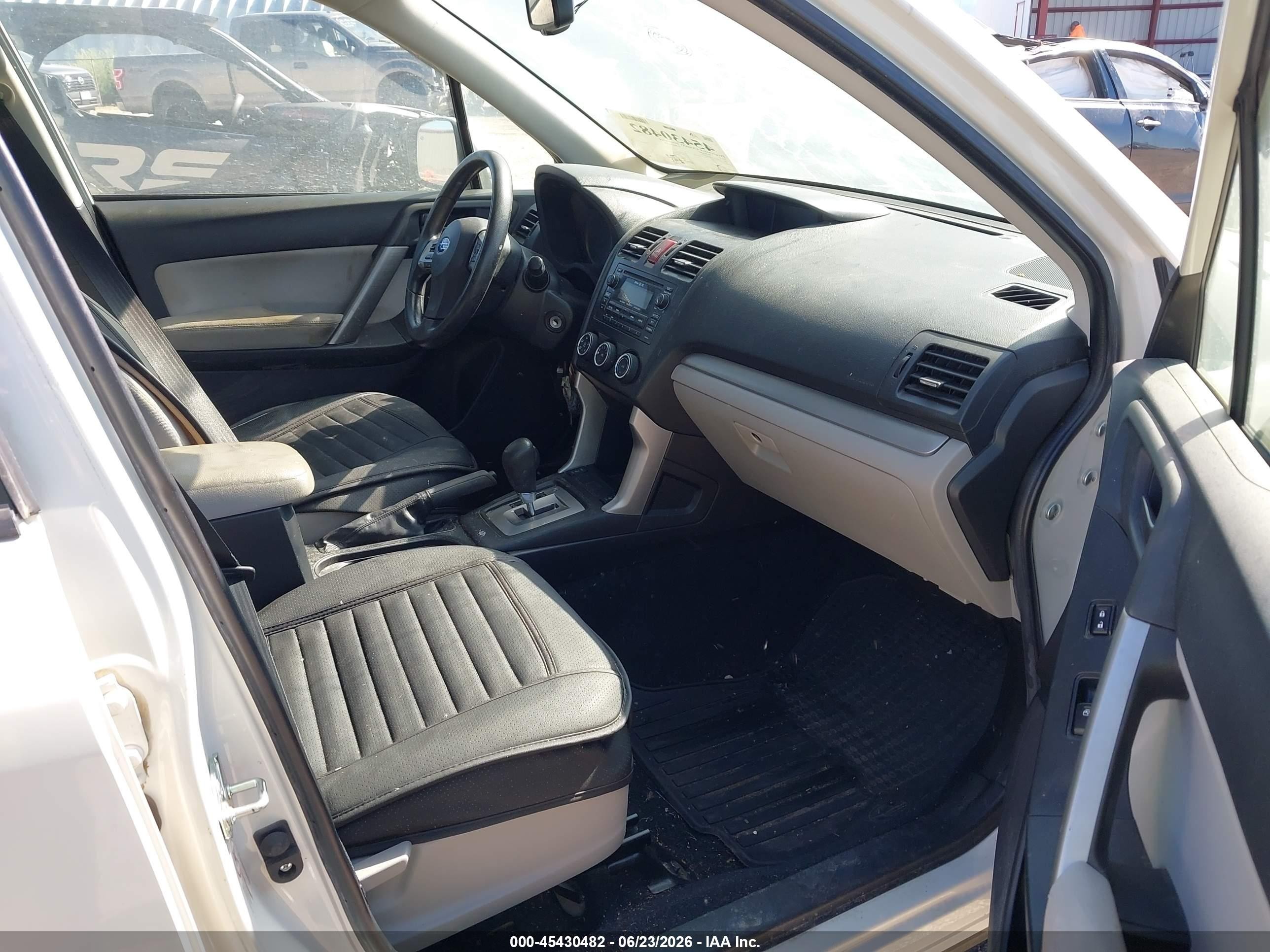 2014 Subaru Forester 2.5i Premium White vin: JF2SJAEC6EH460160