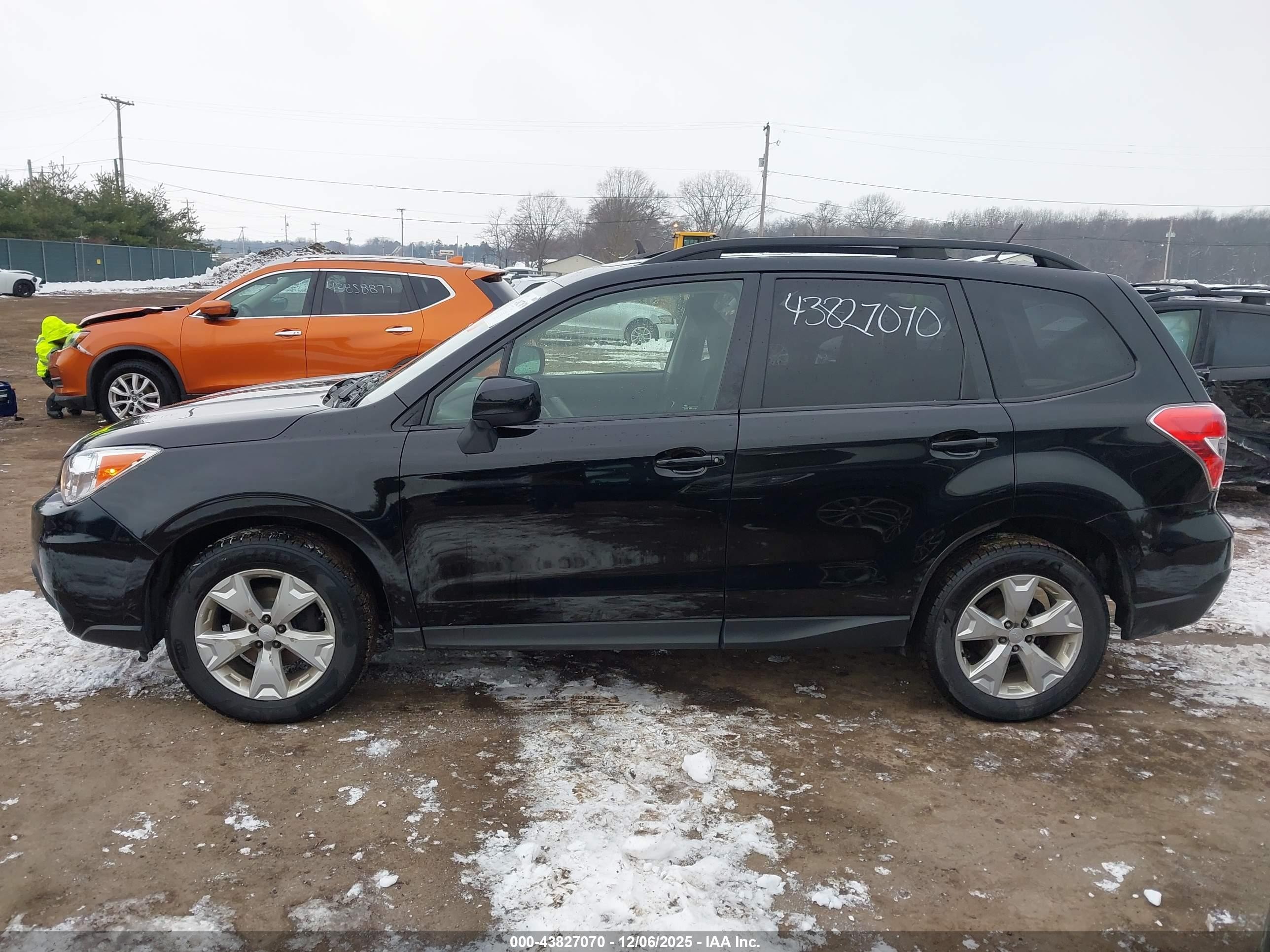 2014 Subaru Forester 2.5i Premium Black vin: JF2SJAEC6EH475581