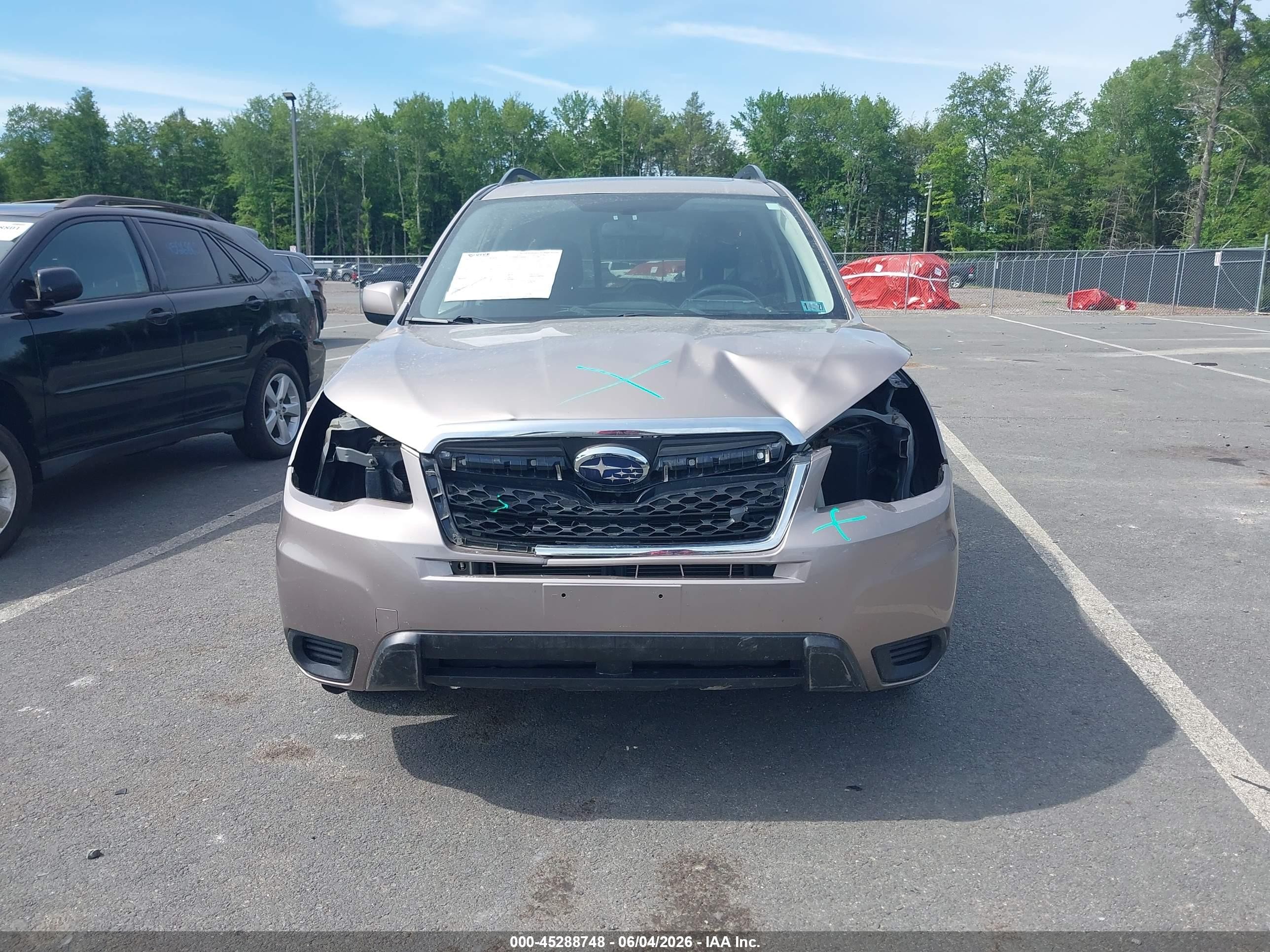 2014 Subaru Forester 2.5i Premium Brown vin: JF2SJAEC6EH521958