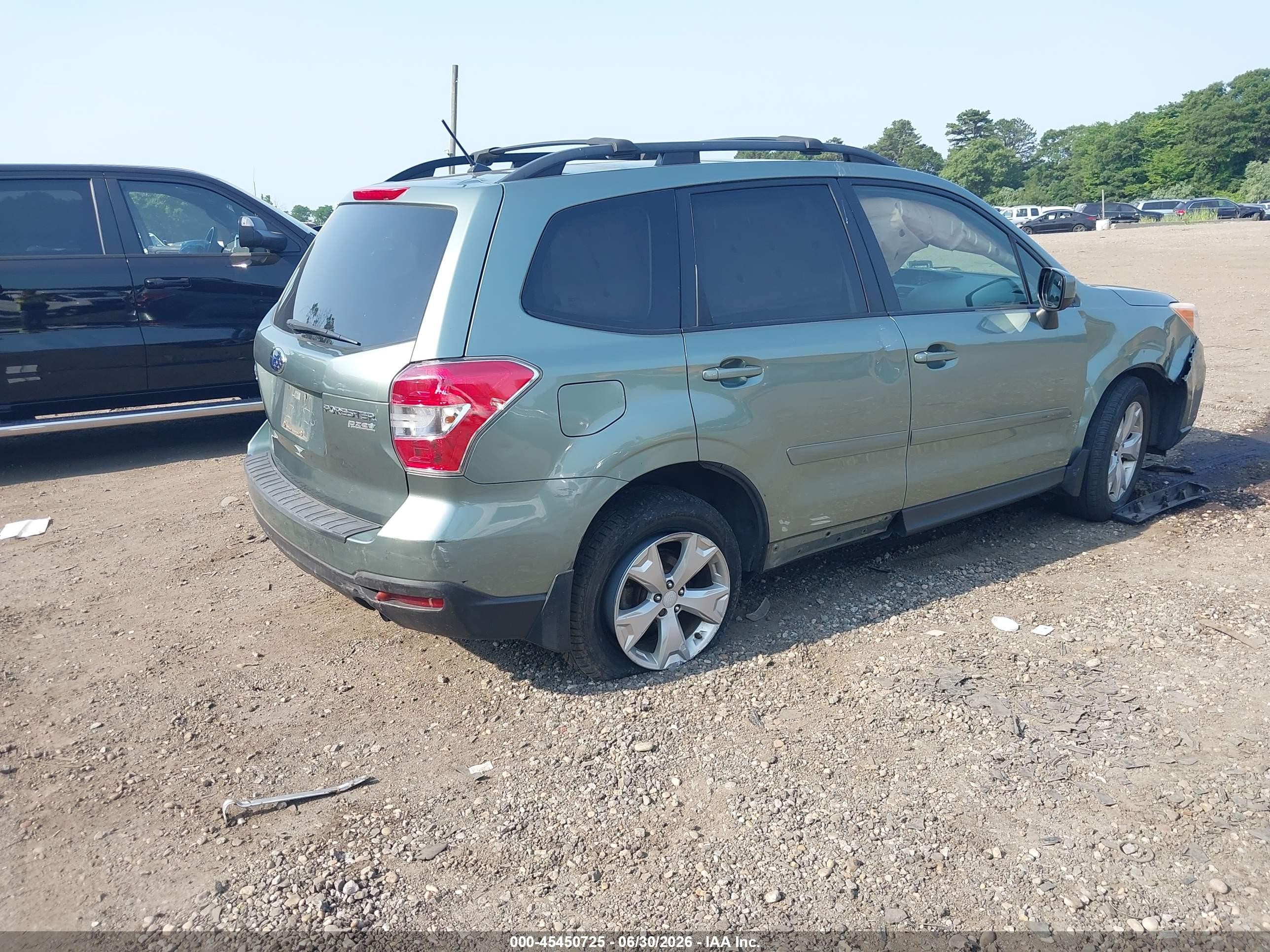 2014 Subaru Forester 2.5i Premium Green vin: JF2SJAEC6EH538386