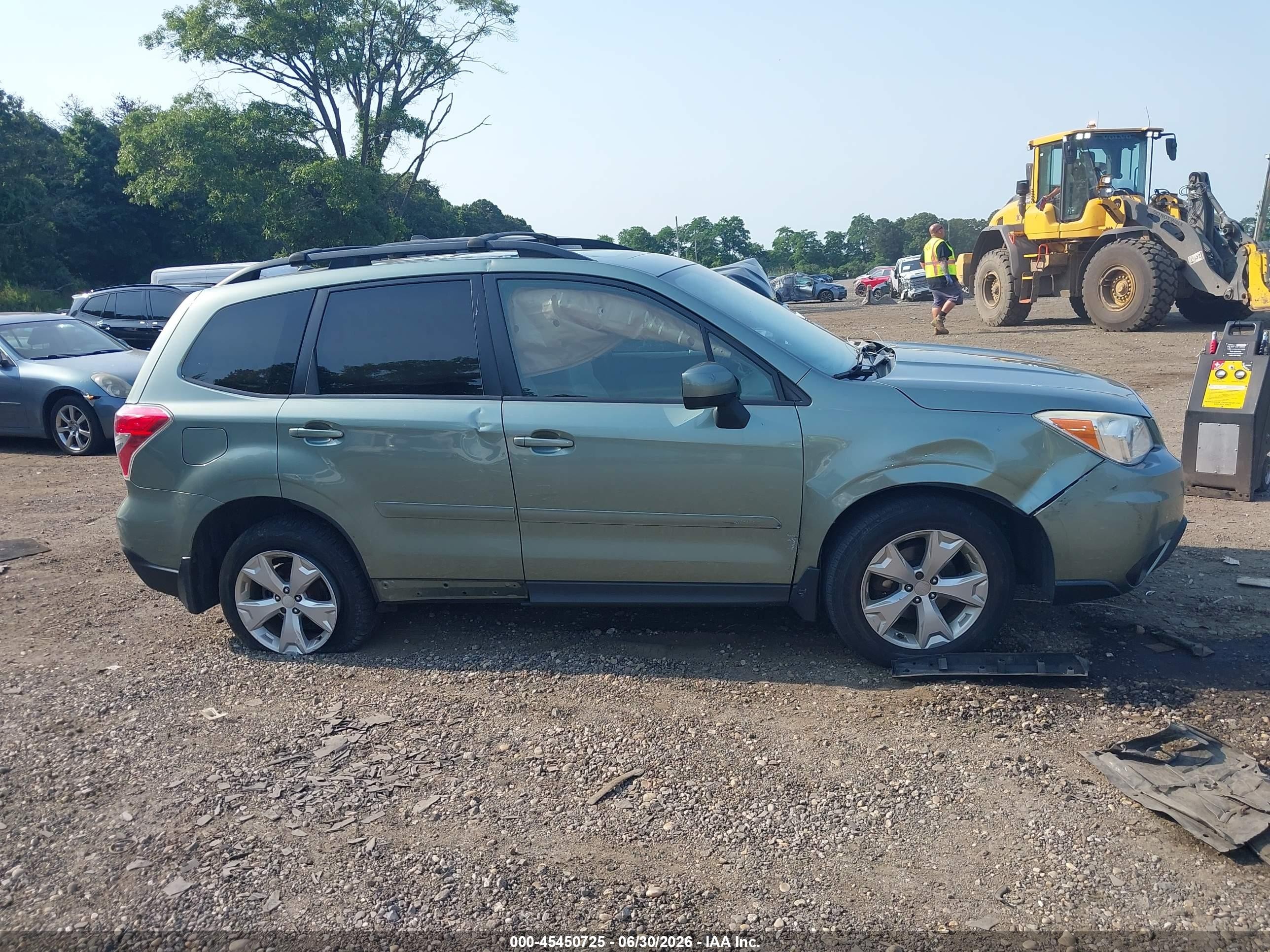 2014 Subaru Forester 2.5i Premium Green vin: JF2SJAEC6EH538386