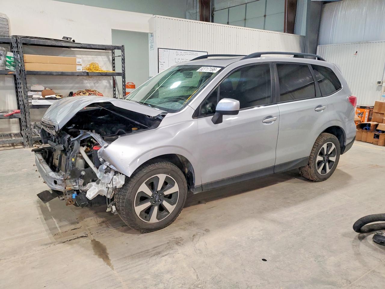 2017 Subaru Forester 2.5i Premium Silver vin: JF2SJAEC6HH511015