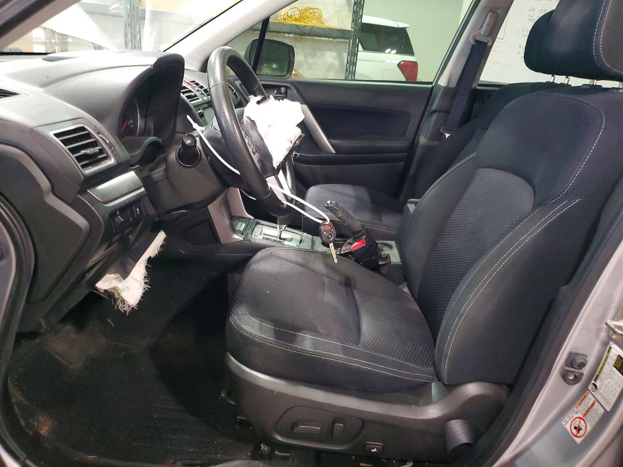 2017 Subaru Forester 2.5i Premium Silver vin: JF2SJAEC6HH511015