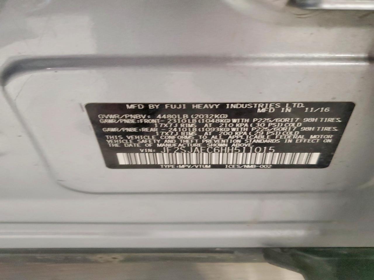 2017 Subaru Forester 2.5i Premium Silver vin: JF2SJAEC6HH511015