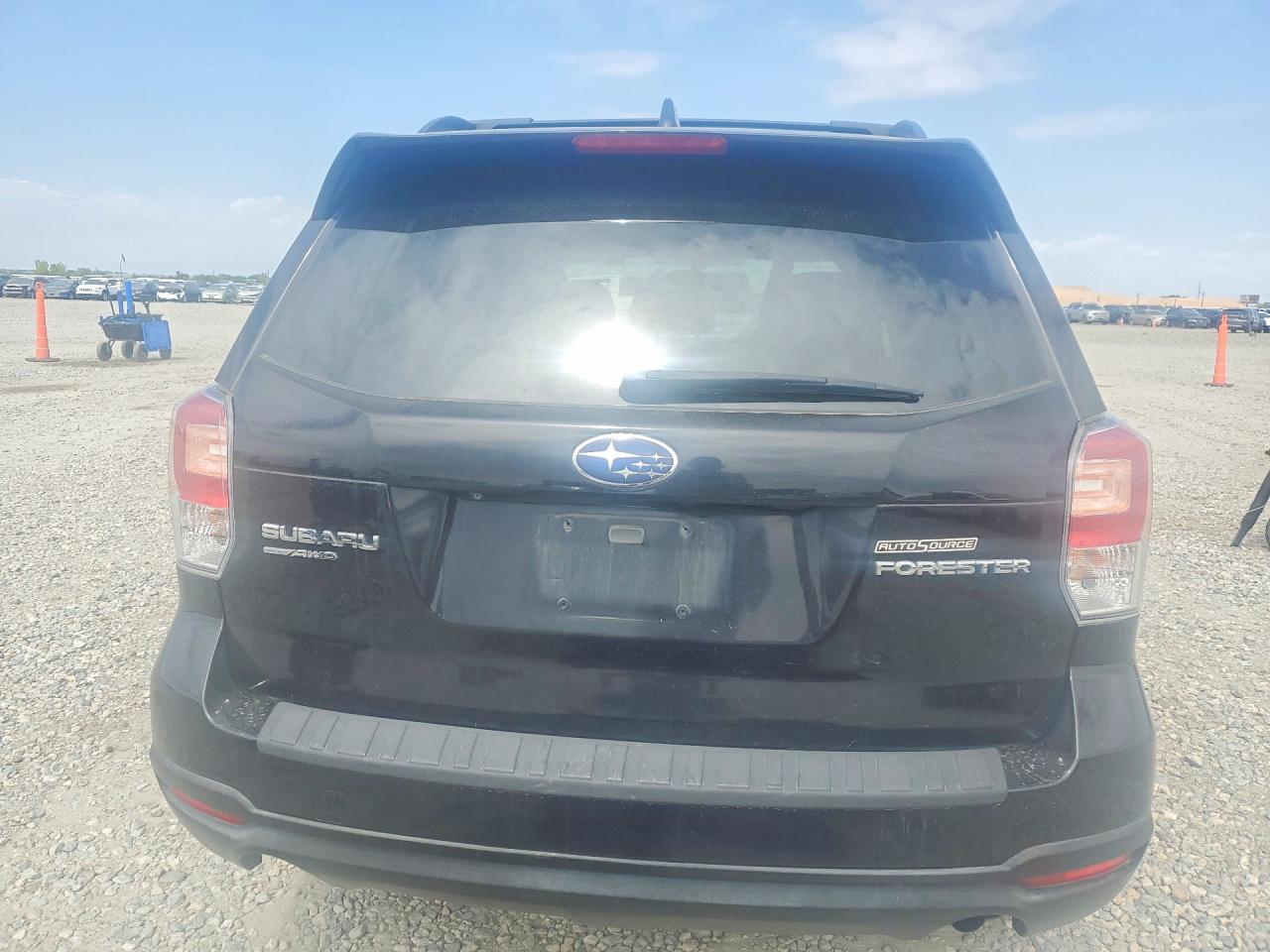 2017 Subaru Forester 2.5i Premium Черный vin: JF2SJAEC6HH530812