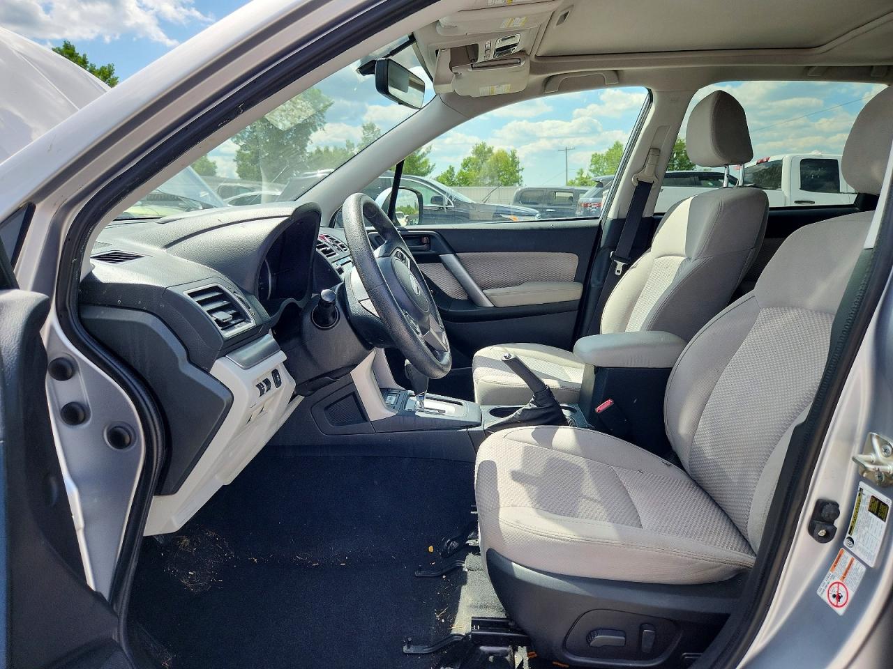 2018 Subaru Forester 2.5i Premium Silver vin: JF2SJAEC6JH572676