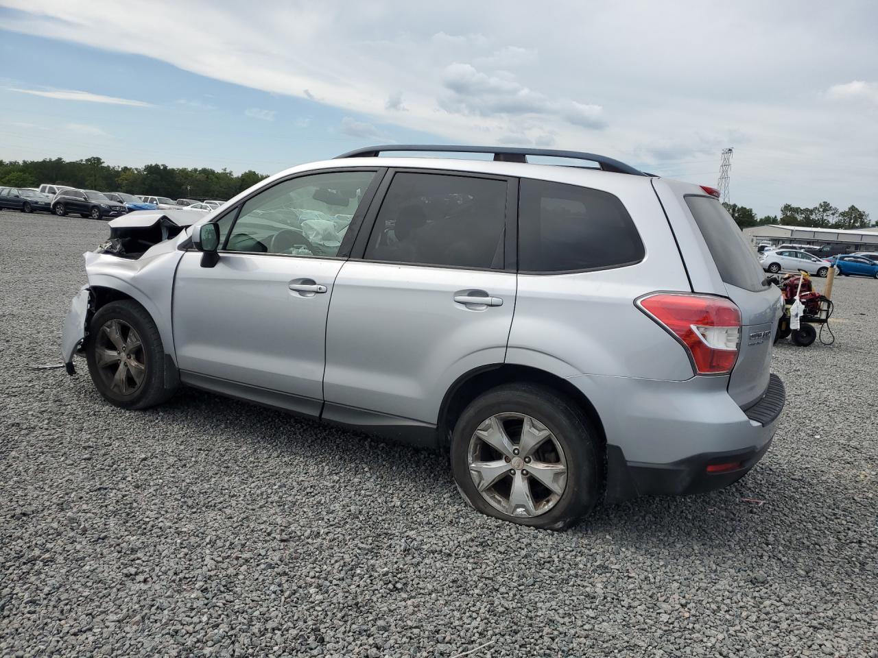 2014 Subaru Forester 2.5i Premium Silver vin: JF2SJAEC7EH415471