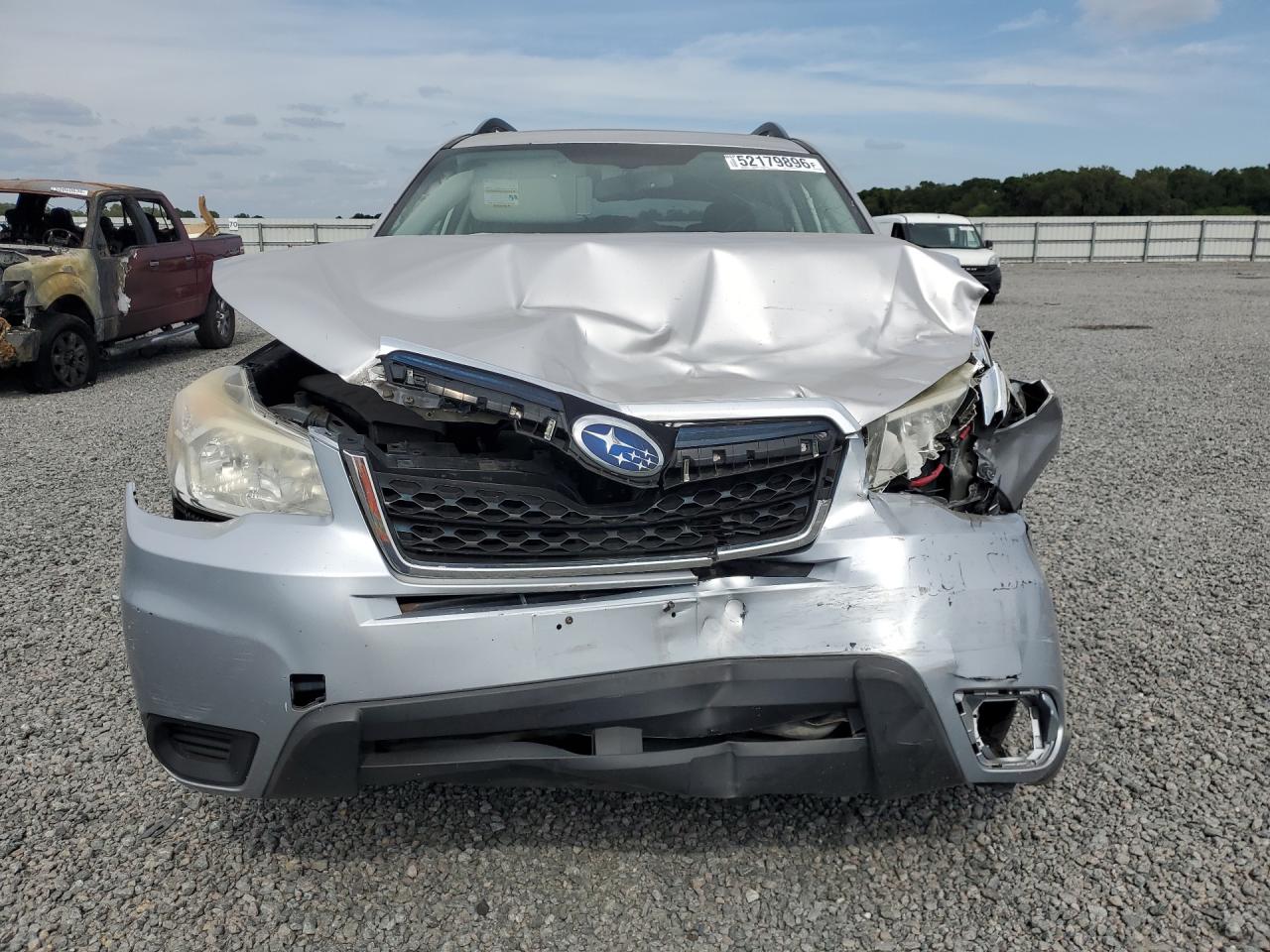2014 Subaru Forester 2.5i Premium Silver vin: JF2SJAEC7EH415471