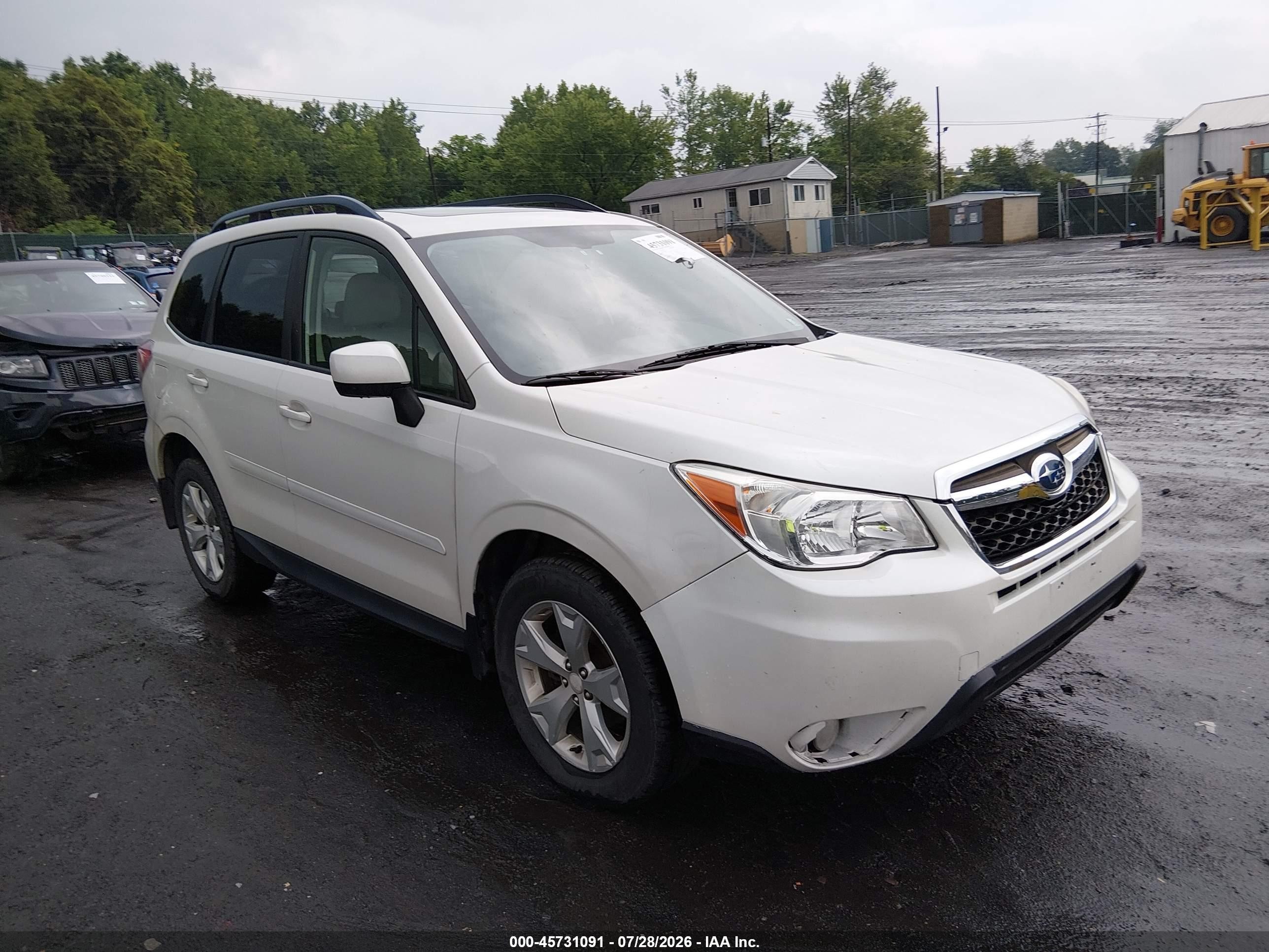 2014 Subaru Forester 2.5i Premium White vin: JF2SJAEC7EH436322