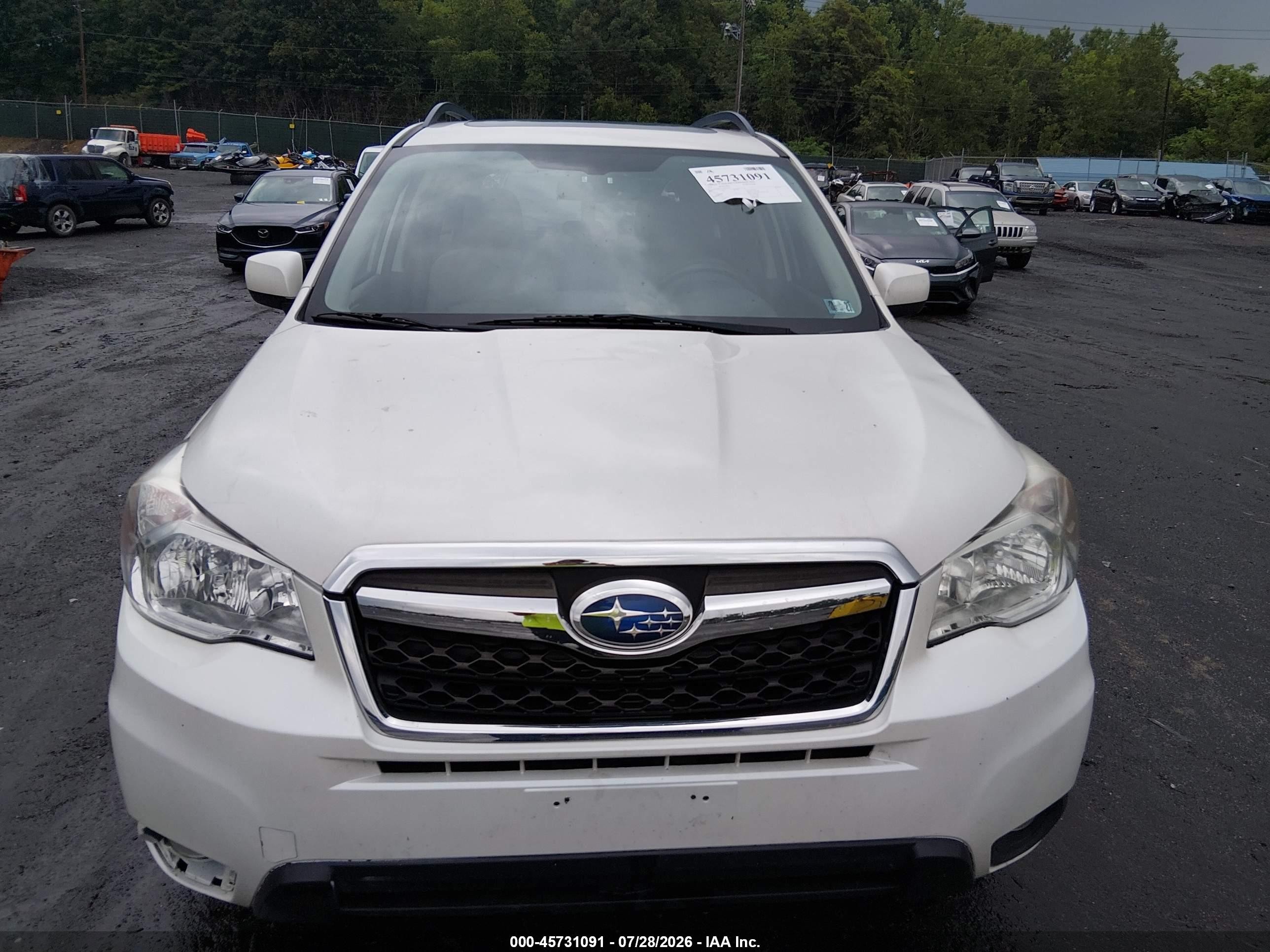 2014 Subaru Forester 2.5i Premium White vin: JF2SJAEC7EH436322