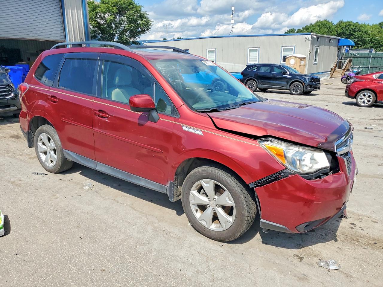 2014 Subaru Forester 2.5i Premium Burgundy vin: JF2SJAEC7EH458935